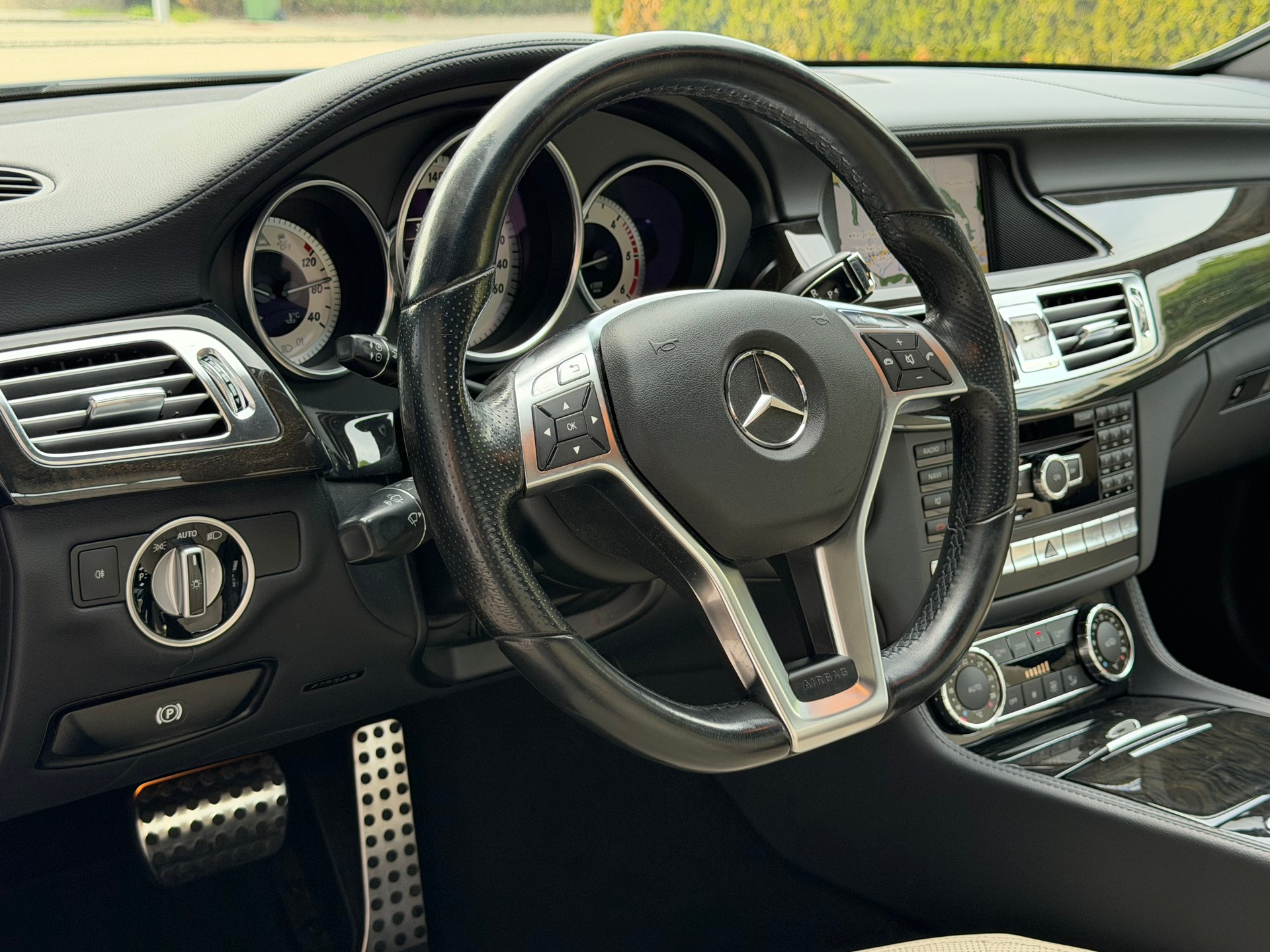 MERCEDES-BENZ CLS 350 CDI 4Matic 7G-Tronic-image-9