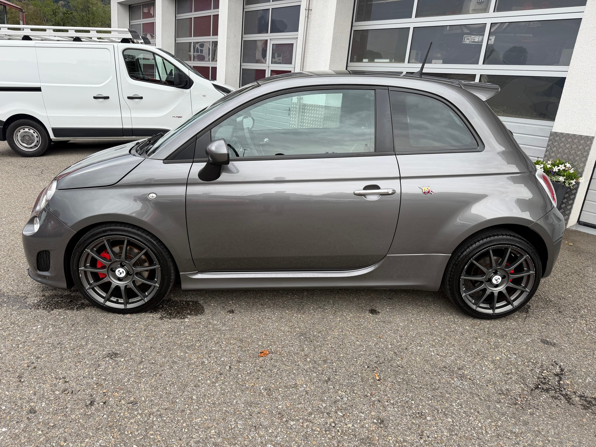 FIAT 500 1.4 16V Turbo Abarth-image-1