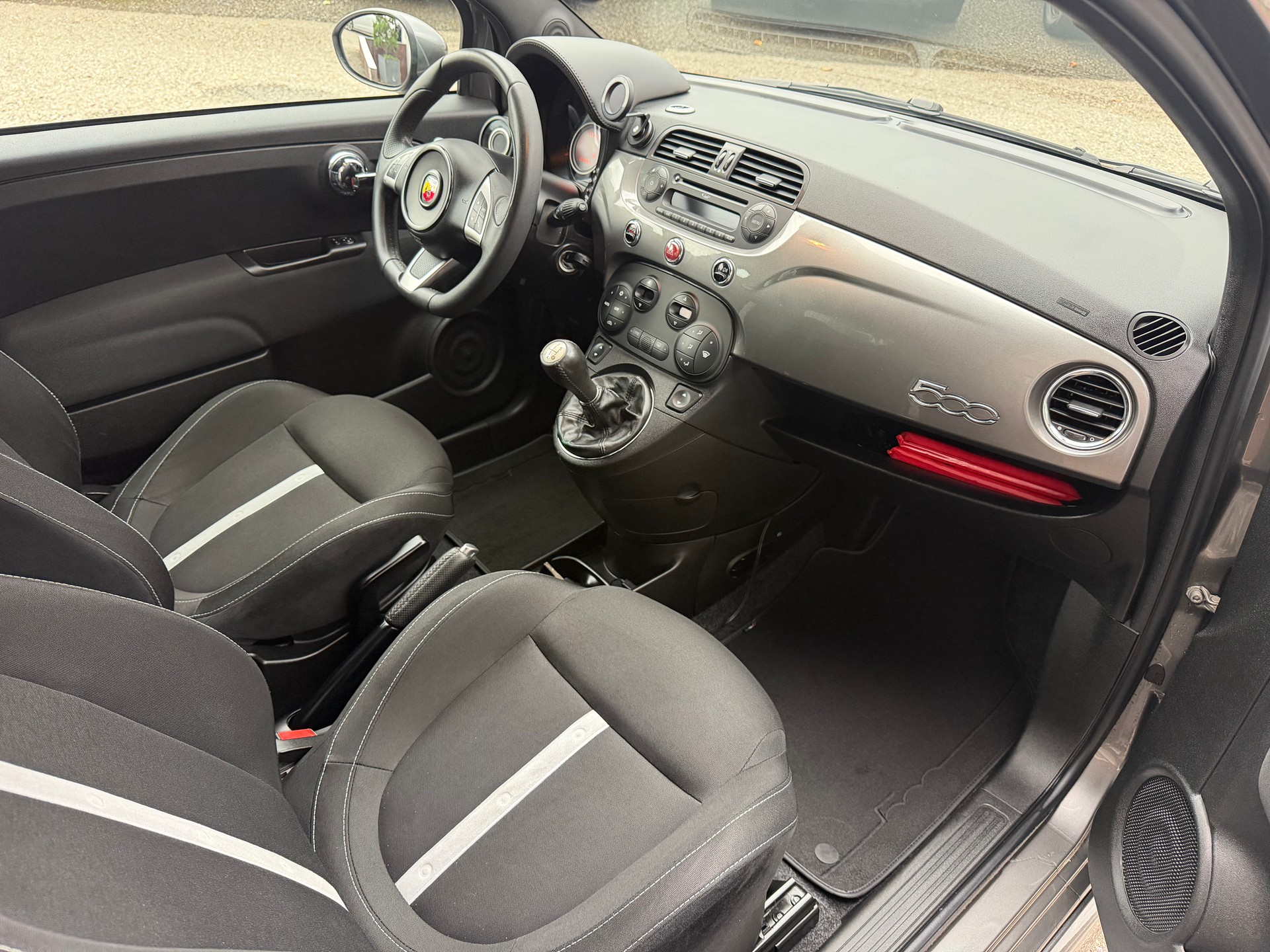 FIAT 500 1.4 16V Turbo Abarth-image-8