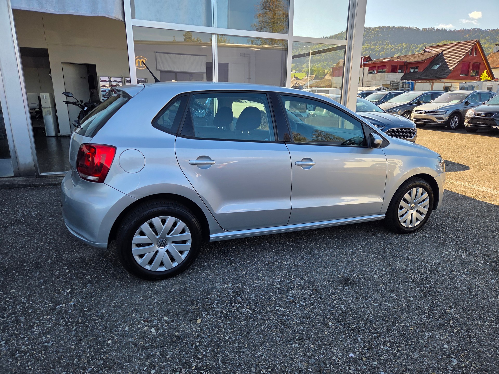 VW Polo 1.4 16V Trendline-image-8