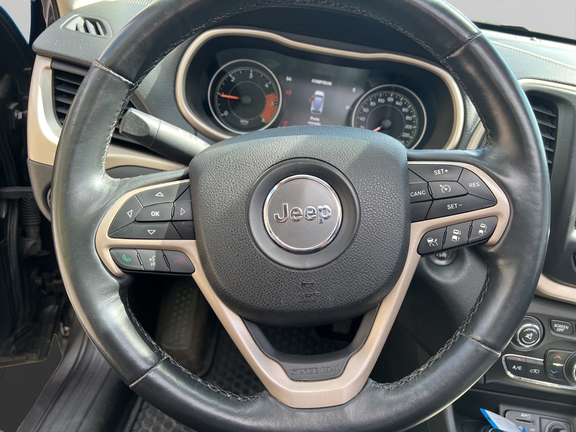 JEEP Cherokee 2.0TD Limited AWD 9ATX-image-12