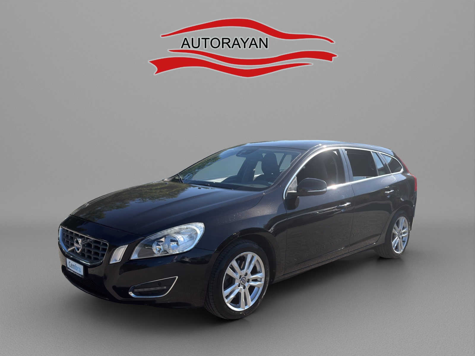 VOLVO V60 Momentum