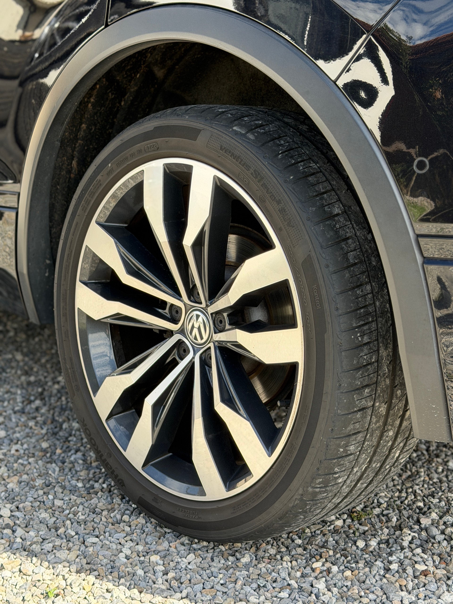 VW Tiguan 2.0 TDI SCR R-Line 4Motion DSG-image-22
