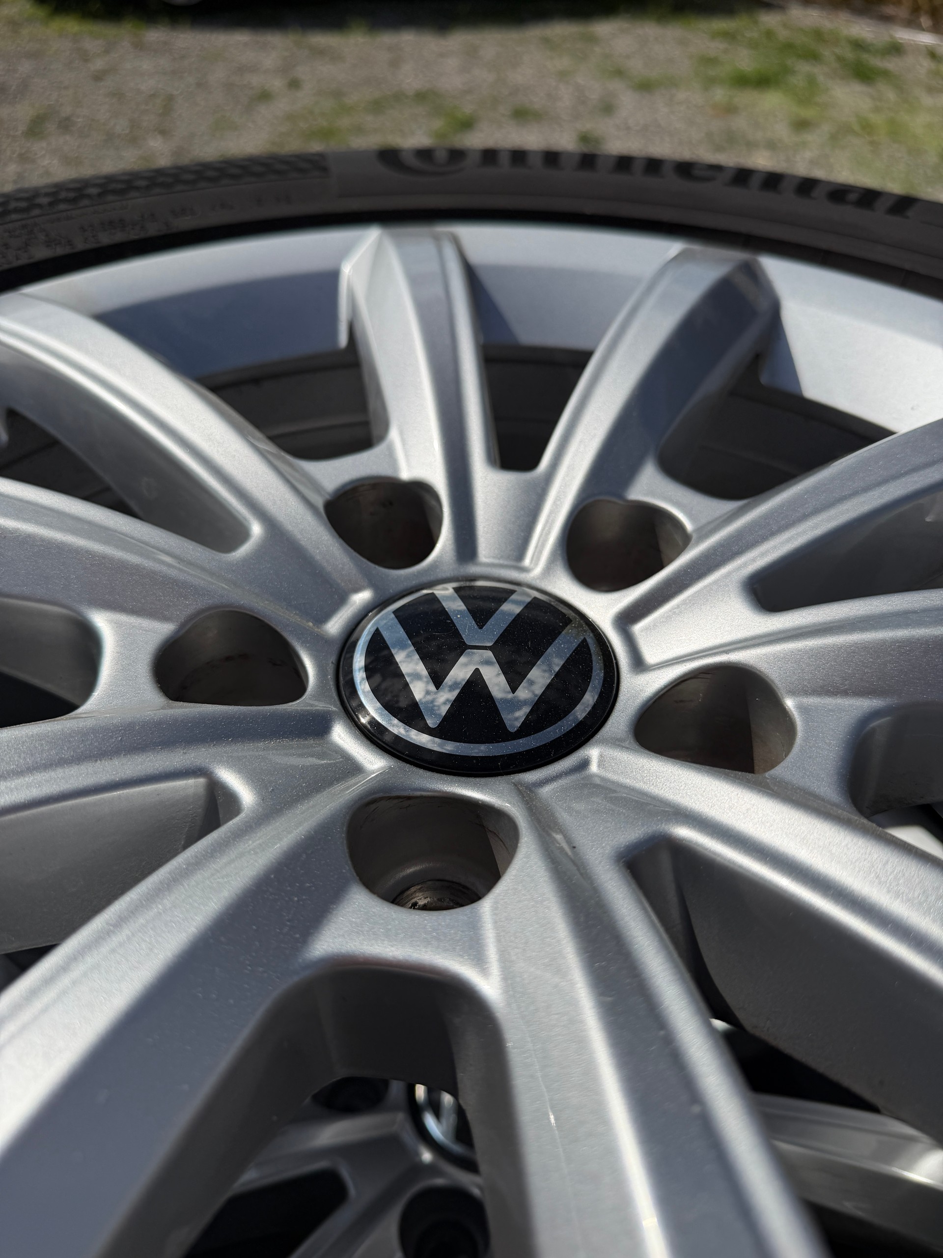 VW Tiguan 2.0 TDI SCR R-Line 4Motion DSG-image-27