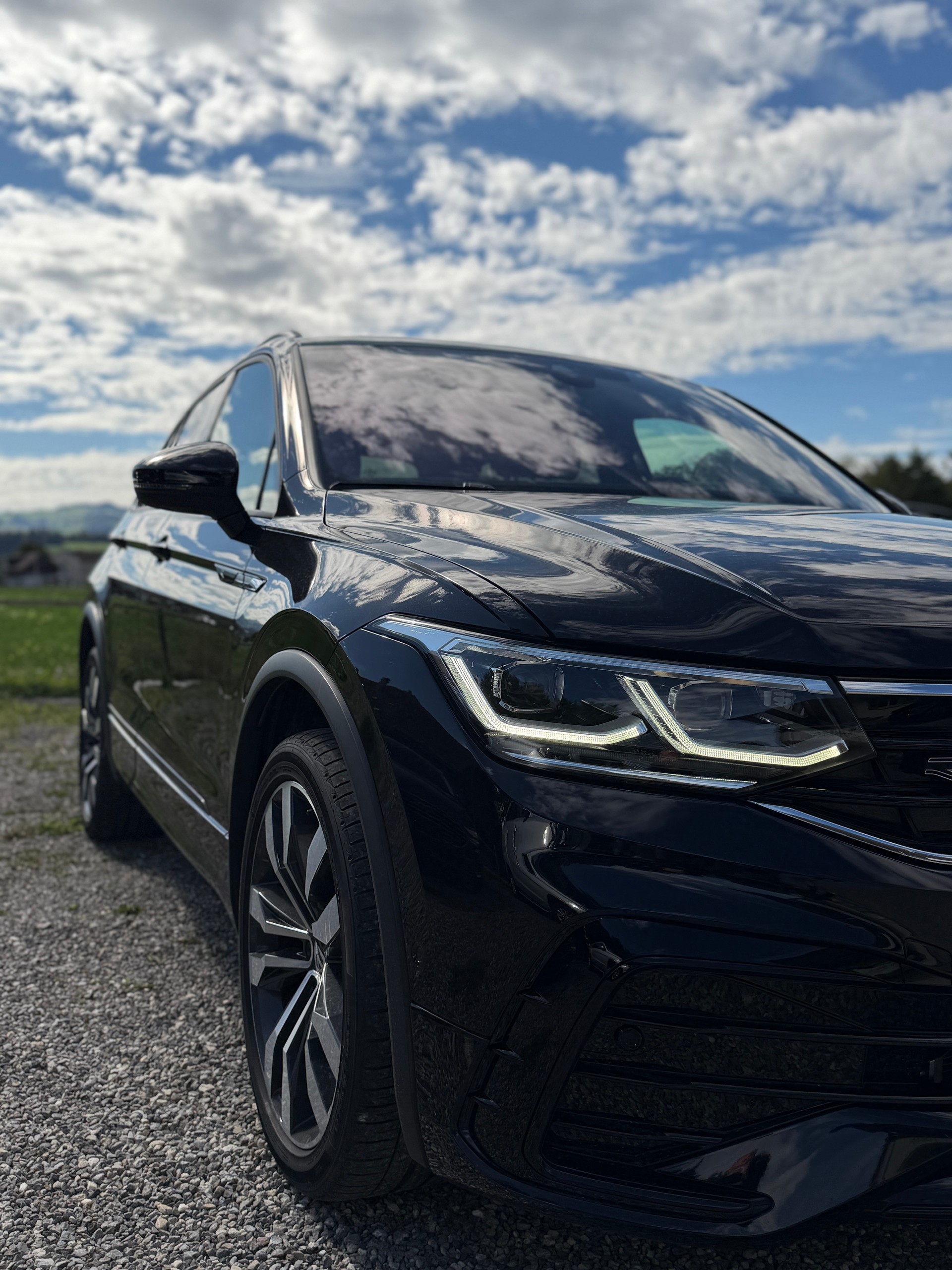 VW Tiguan 2.0 TDI SCR R-Line 4Motion DSG-image-19
