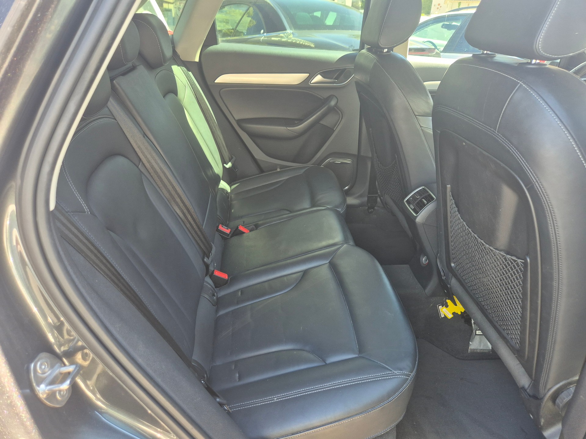 AUDI RS Q3 2.5 TFSI quattro S-tronic-image-8