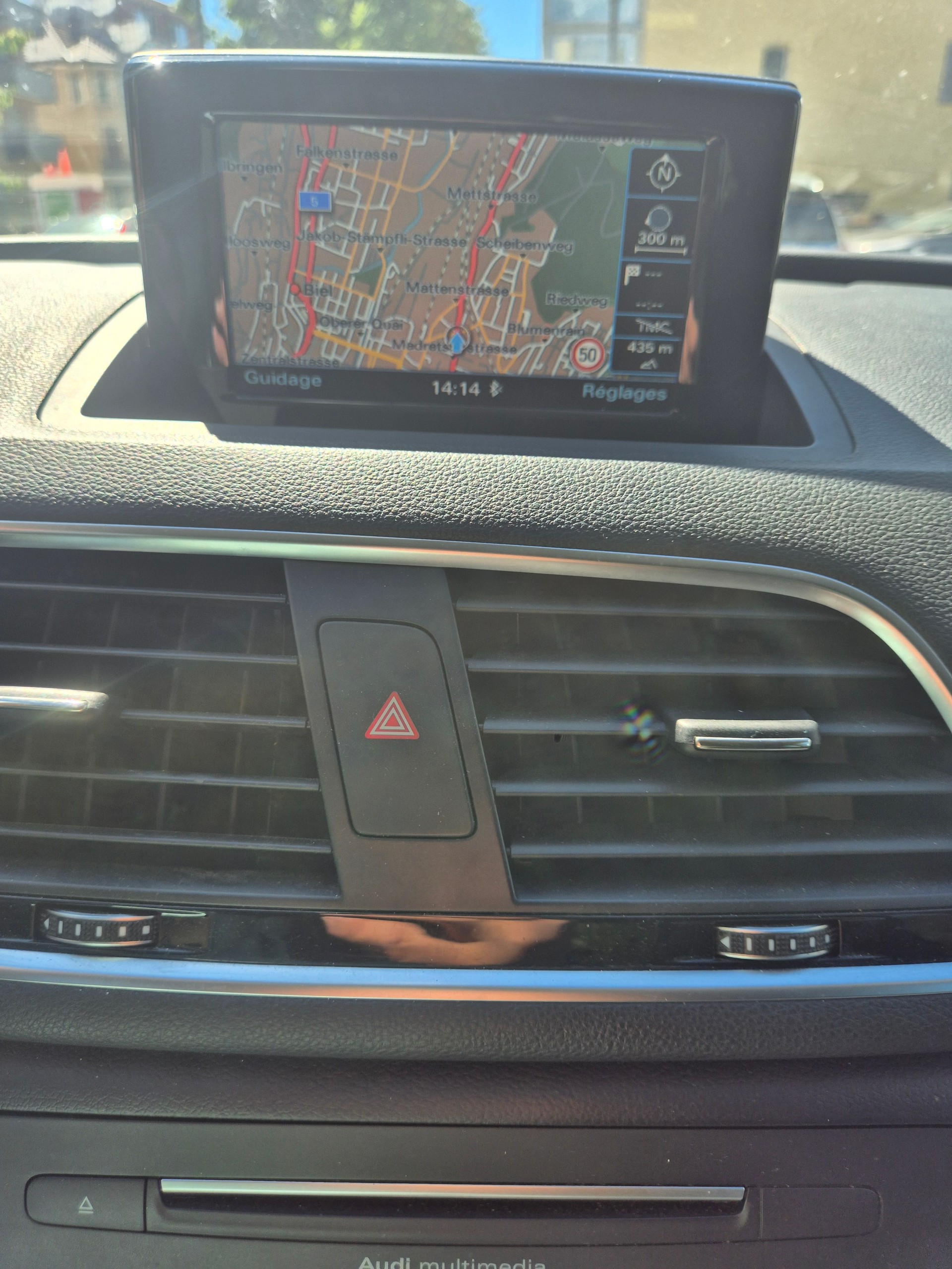 AUDI RS Q3 2.5 TFSI quattro S-tronic-image-10