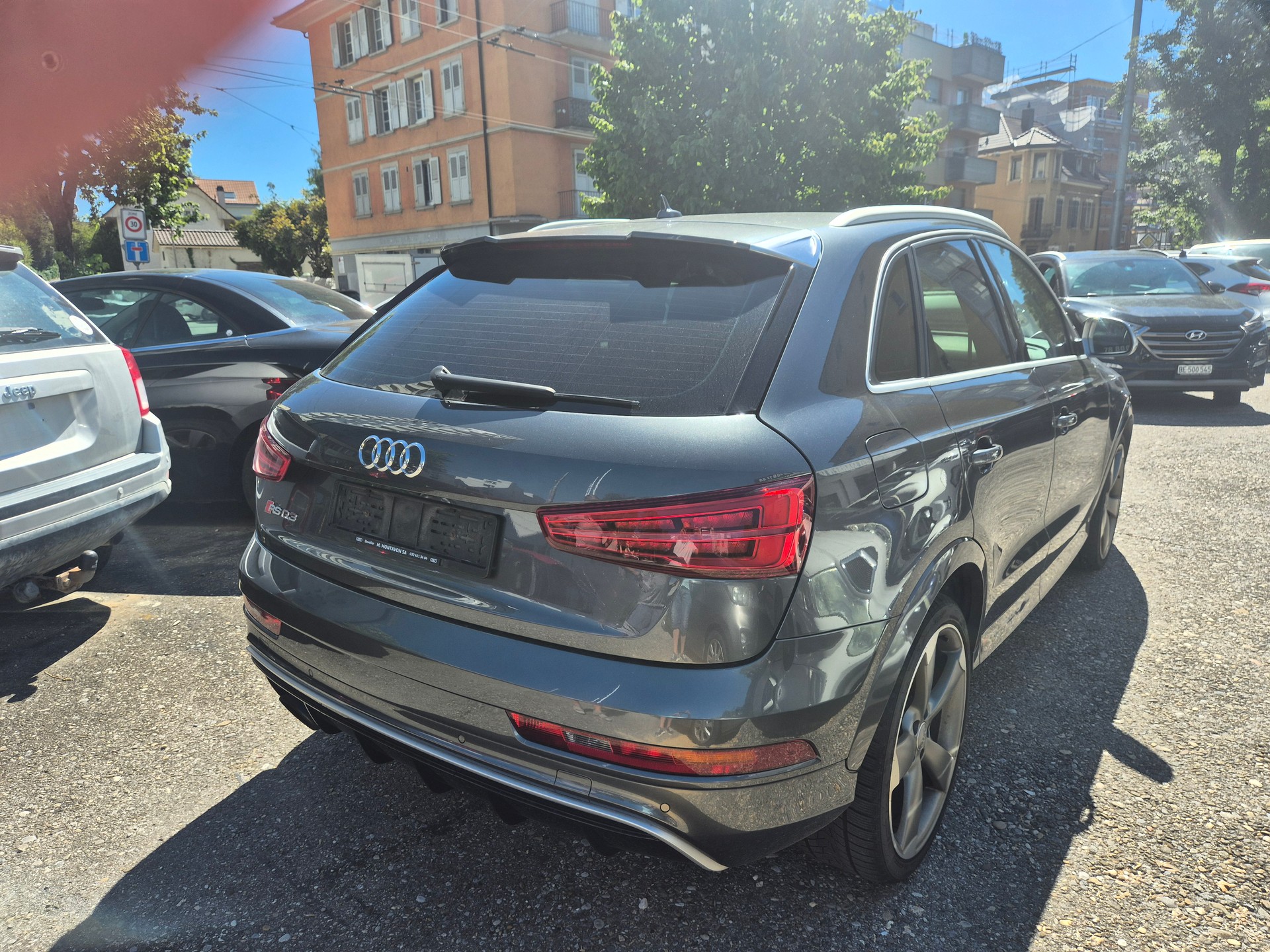 AUDI RS Q3 2.5 TFSI quattro S-tronic-image-4