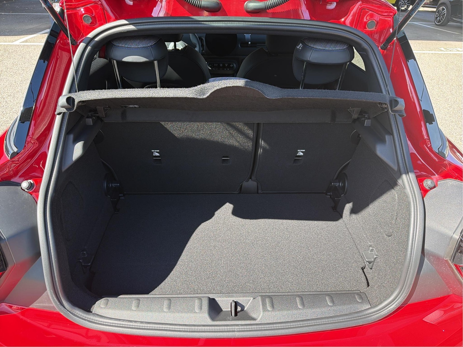 MINI Cooper 5 door C-image-15