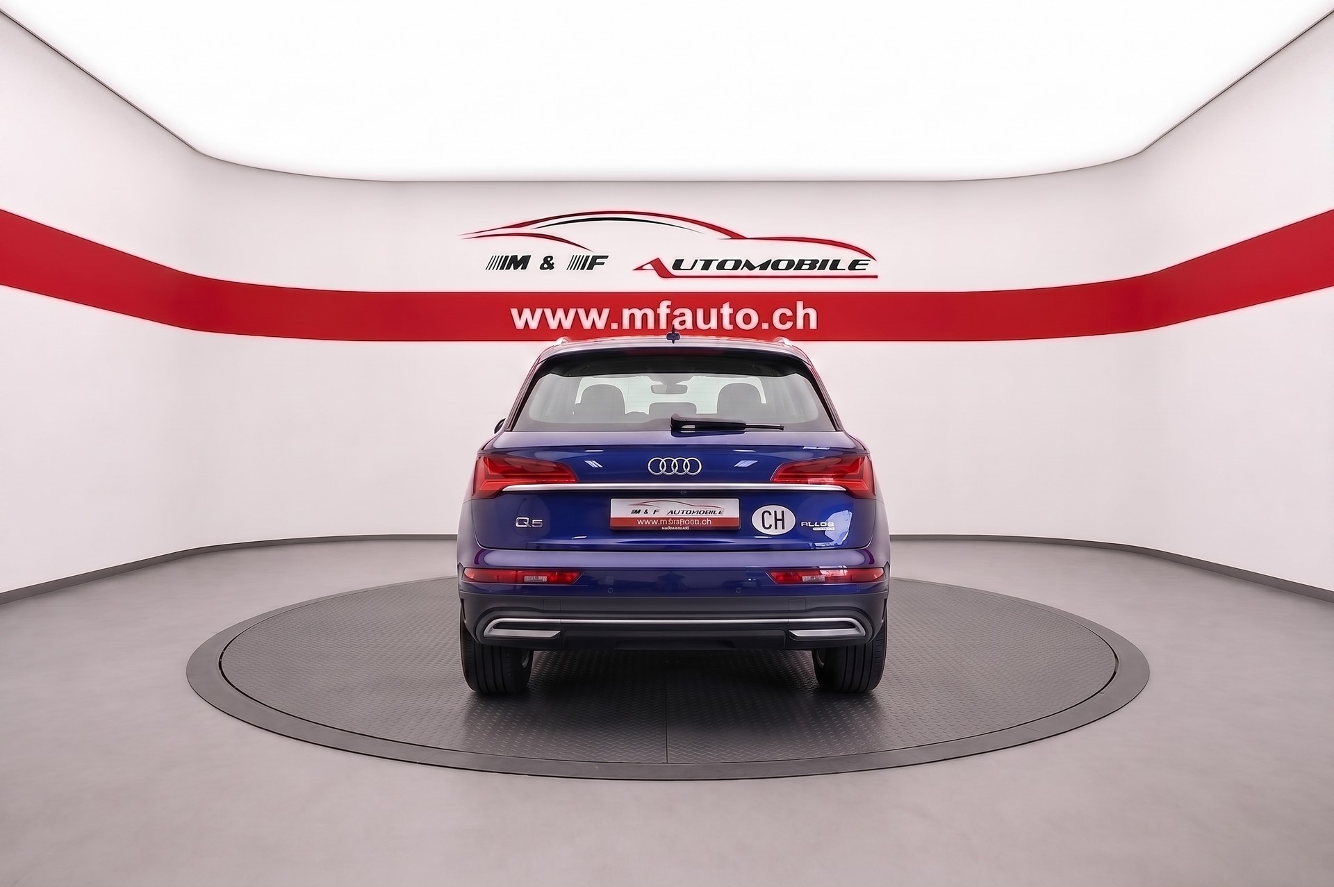 AUDI Q5 2.0 40 TDI quattro S-Tronic-image-2