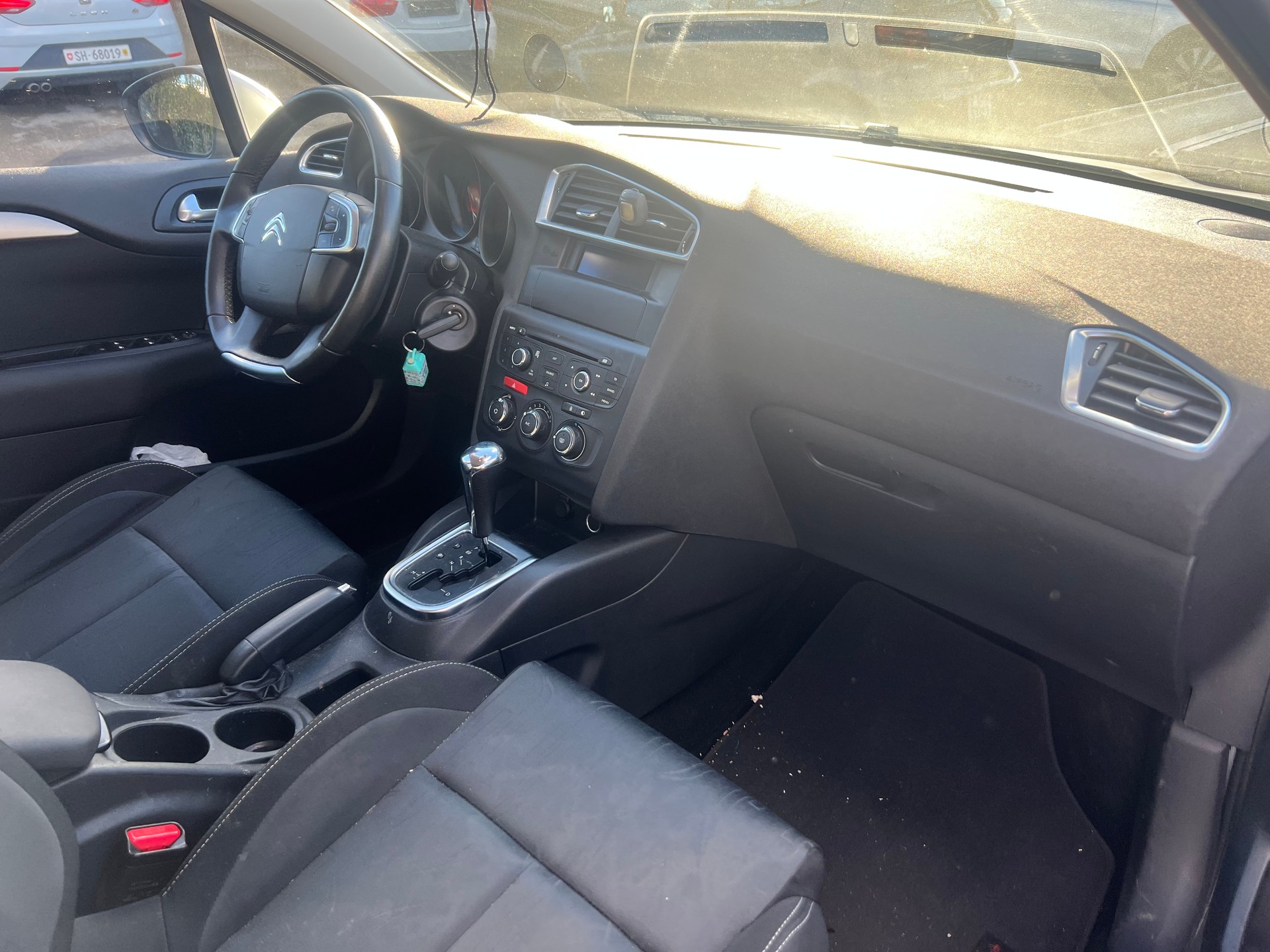 CITROEN C4 Berline 1.6 VTi Séduction BVA4-image-10