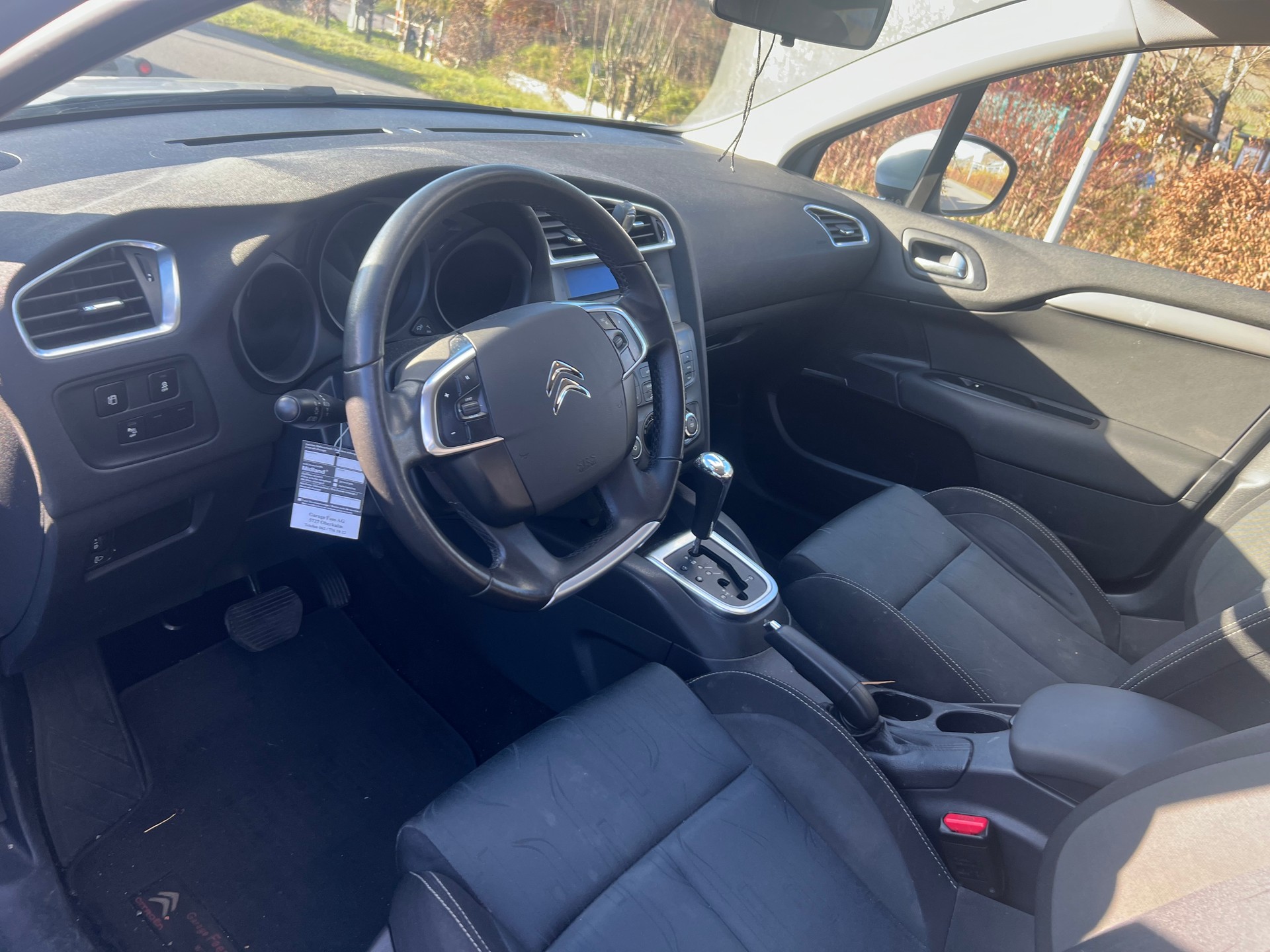 CITROEN C4 Berline 1.6 VTi Séduction BVA4-image-8