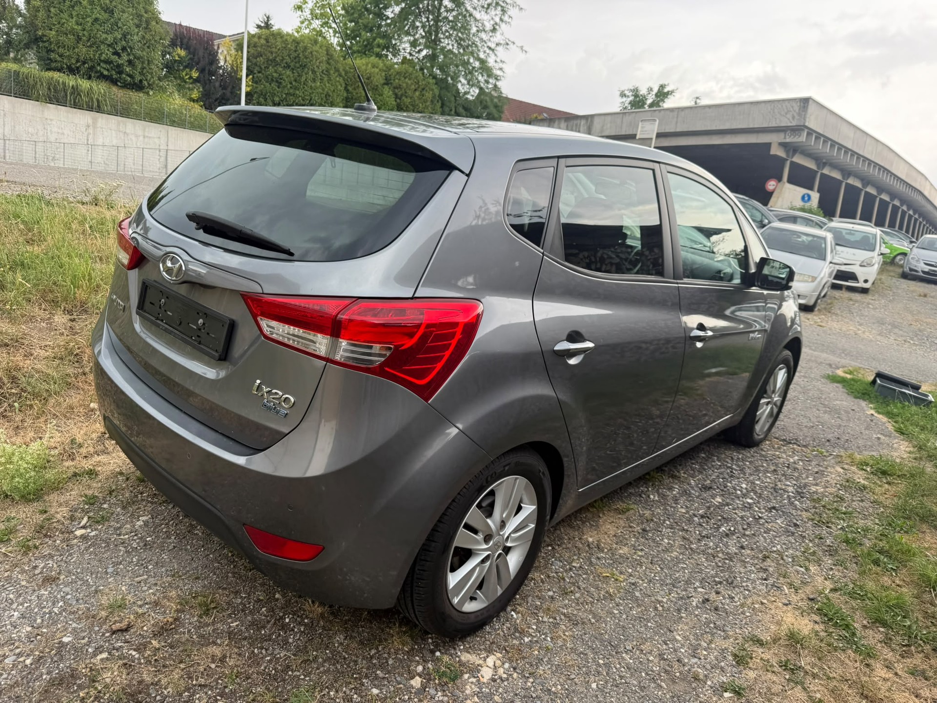 HYUNDAI iX20 1.6 Premium-image-2