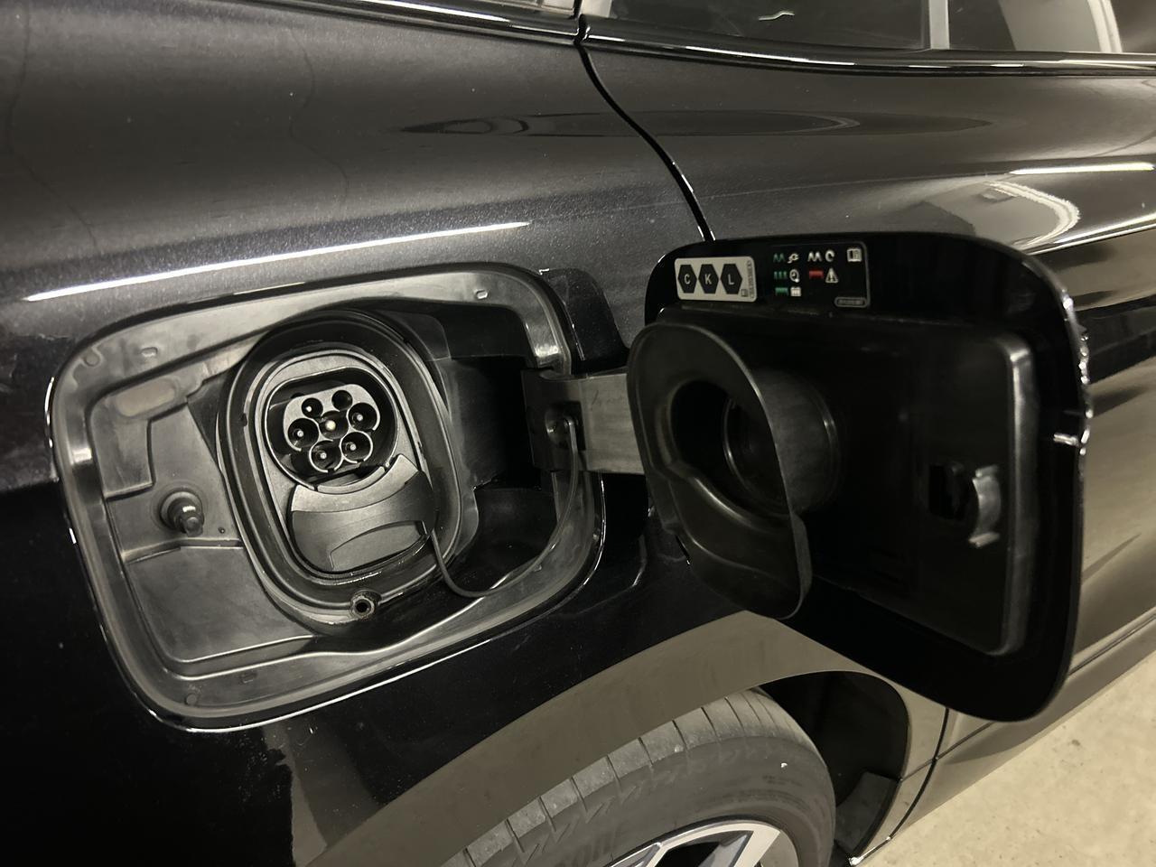 SKODA Enyaq RS 4x4 AHK-image-24