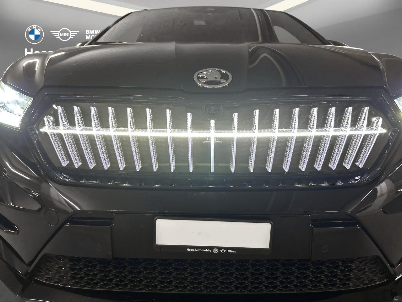 SKODA Enyaq RS 4x4 AHK-image-5
