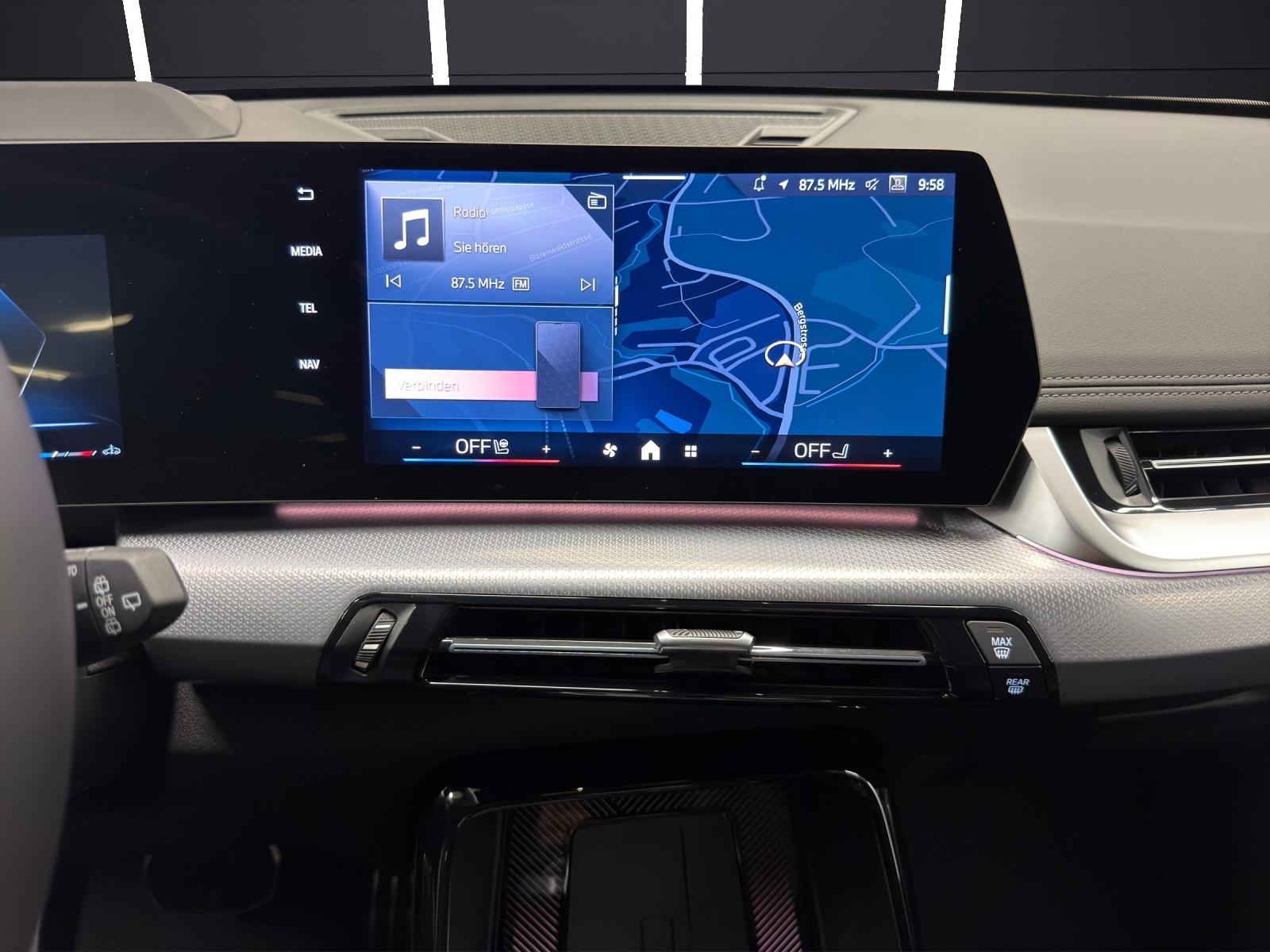 BMW X1 U11 20d xDrive paddles-image-12