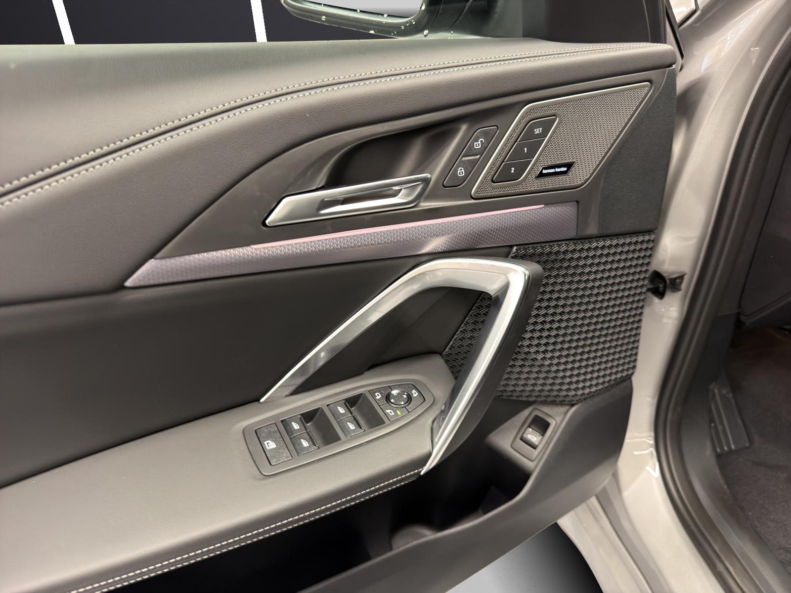 BMW X1 U11 20d xDrive paddles-image-7