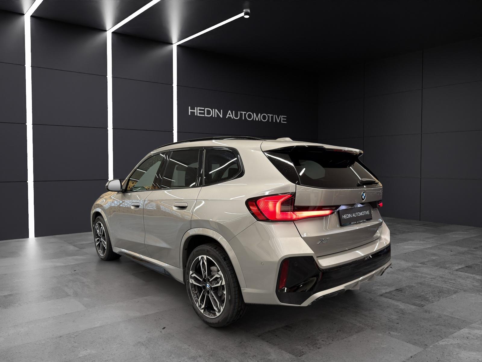 BMW X1 U11 20d xDrive paddles-image-2
