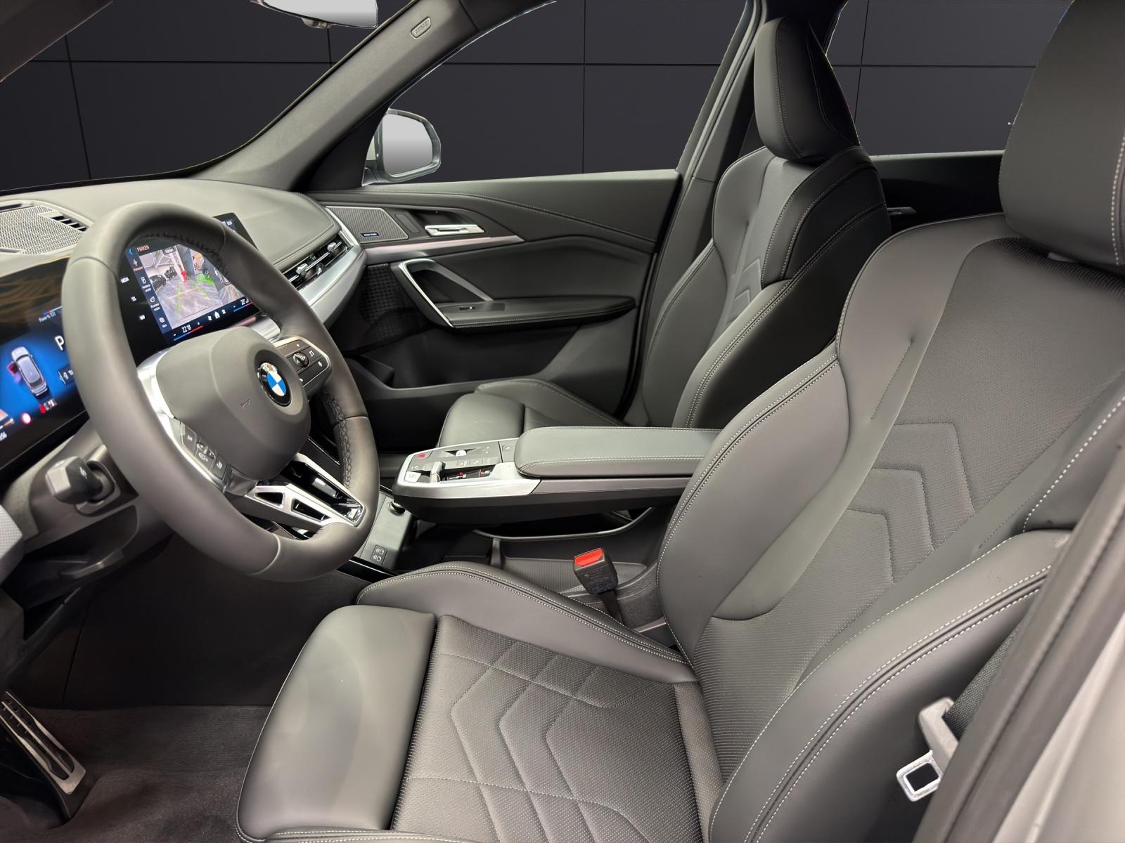 BMW X1 U11 20d xDrive paddles-image-1
