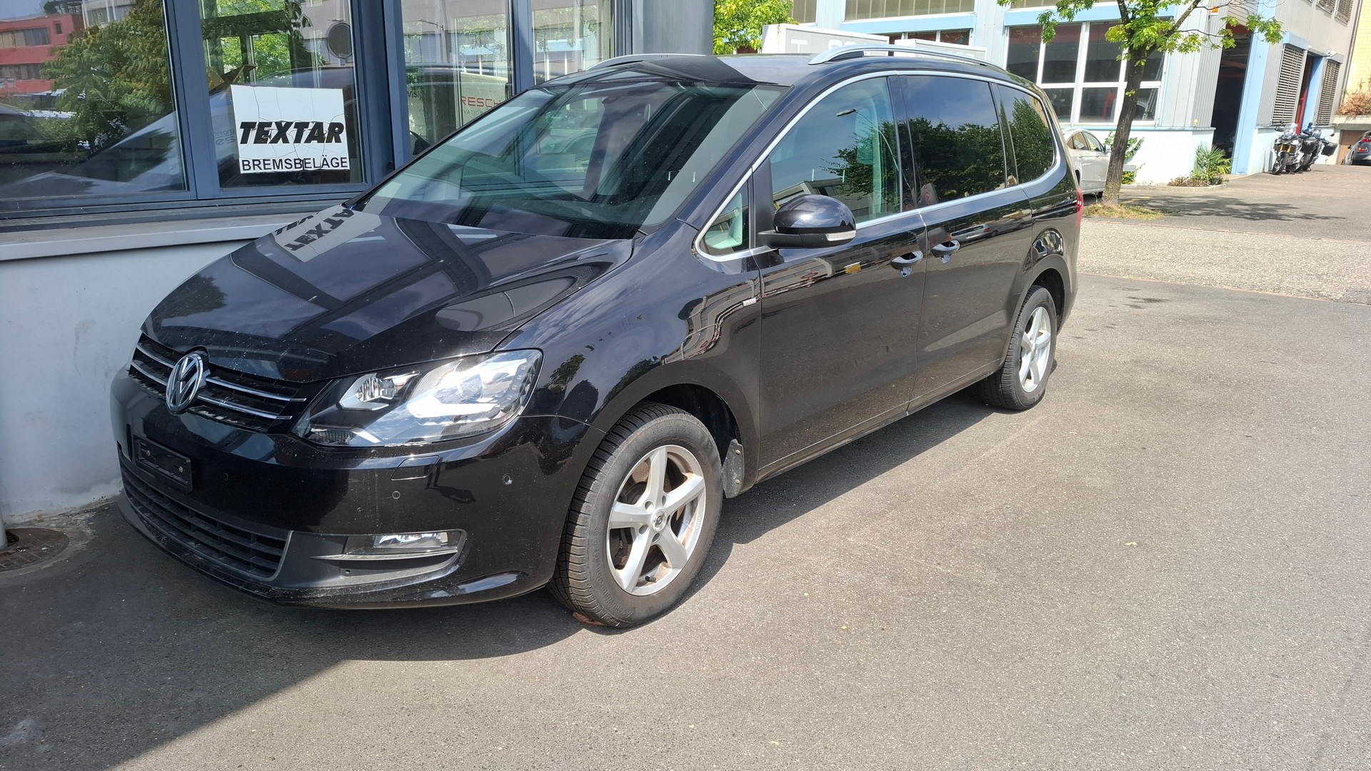 VW Sharan 2.0 TSI Cup DSG-image-0