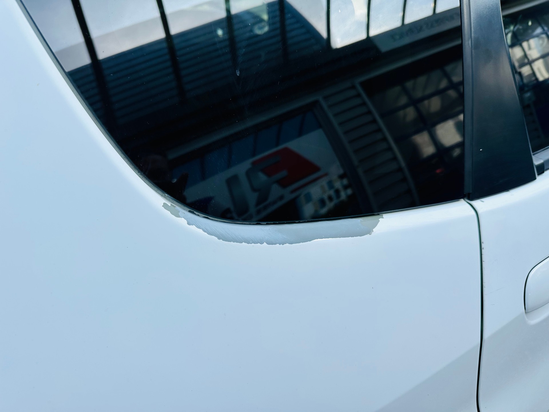 HONDA Jazz 1.4i ELEGENCE CVT-image-11