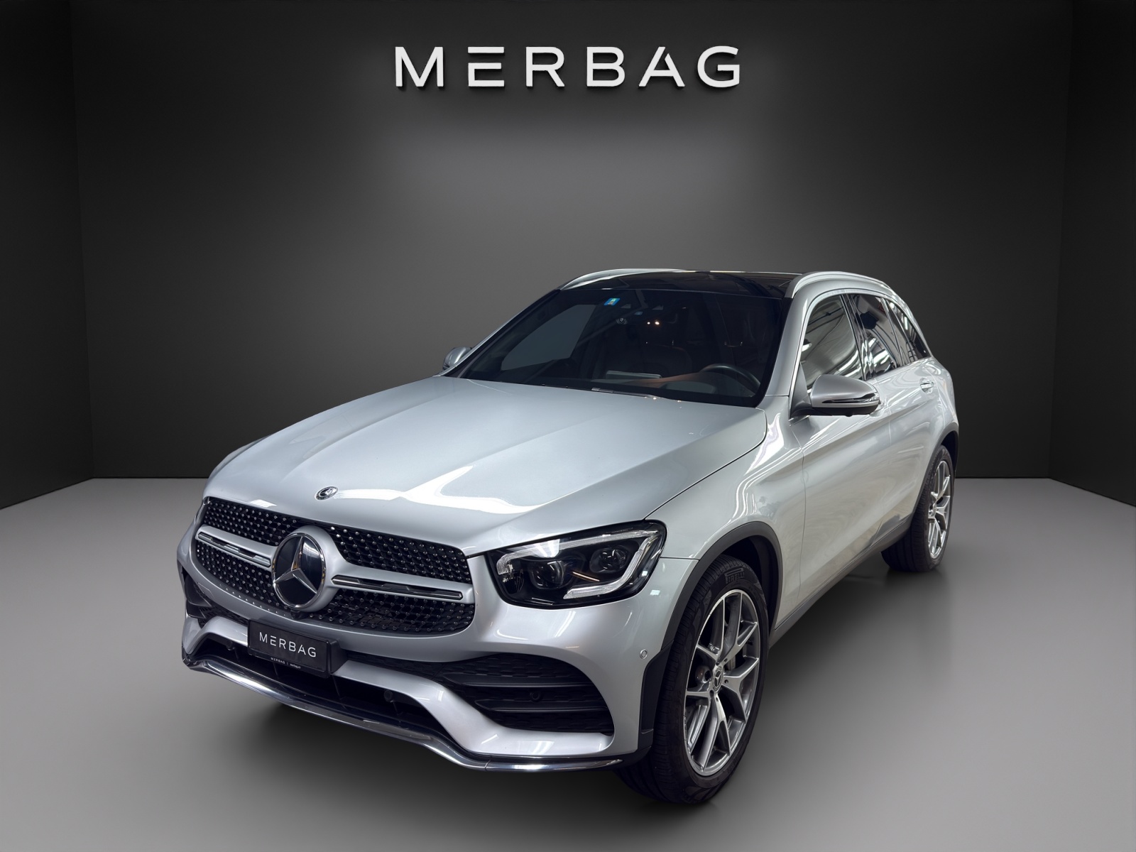 MERCEDES-BENZ GLC 300 AMG Line 4Matic-image-0