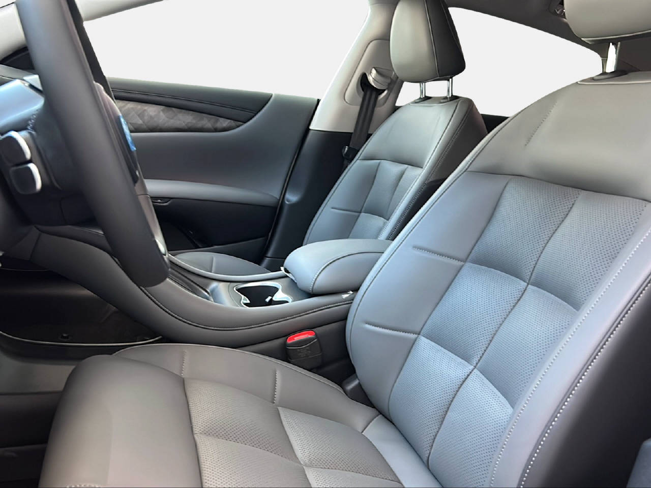 MG IM5 100 kWh Performance 20 4WD-image-3