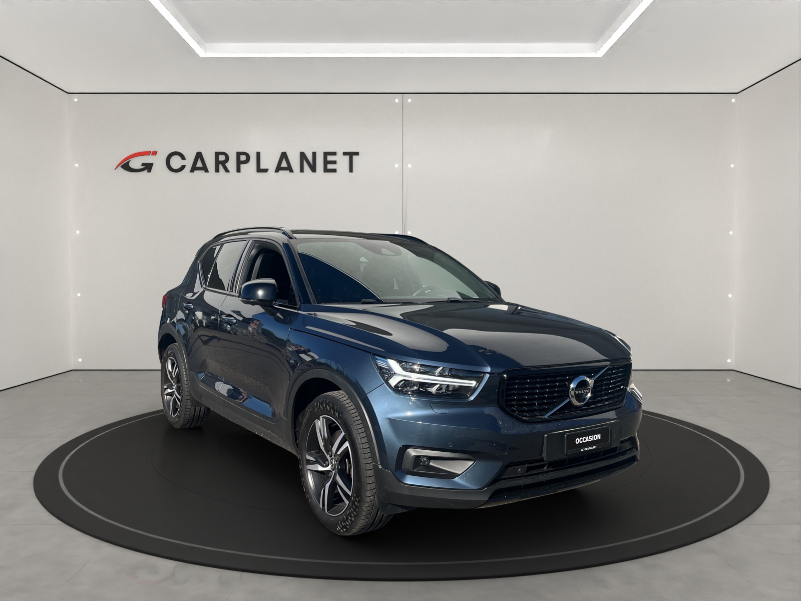VOLVO XC40 2.0 B4 MH R-Design AWD-image-5