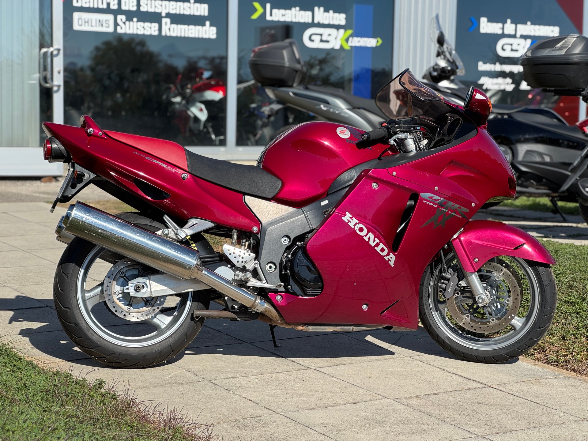 HONDA CBR 1100 X V/W-showroom-element-1