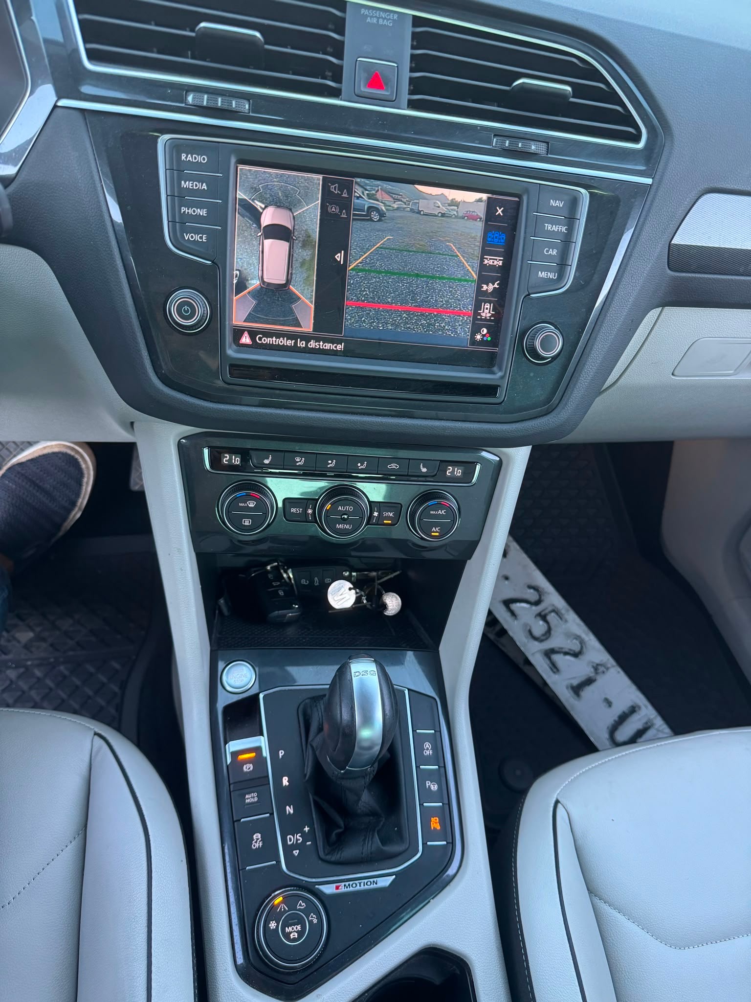 VW Tiguan 2.0 TDI SCR Highline 4Motion DSG-image-10