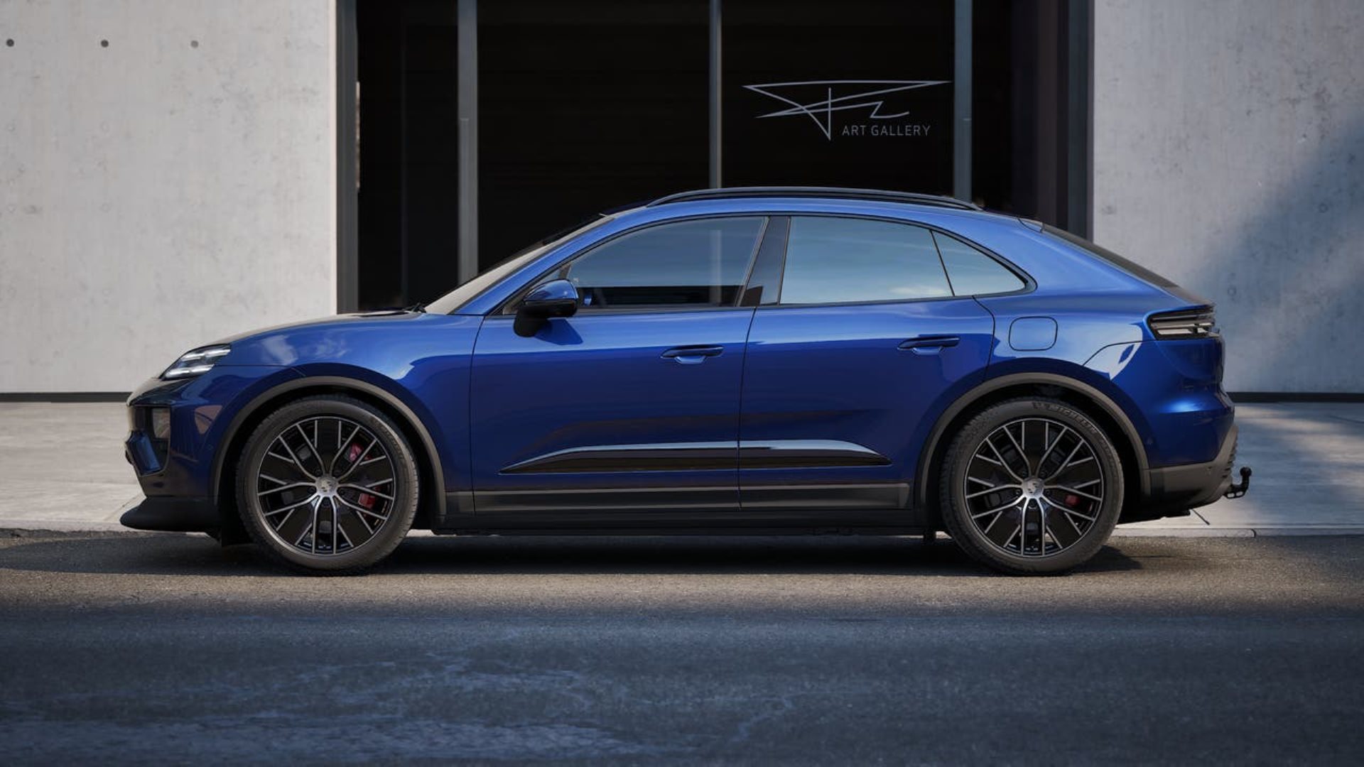 PORSCHE Macan 4S-image-1