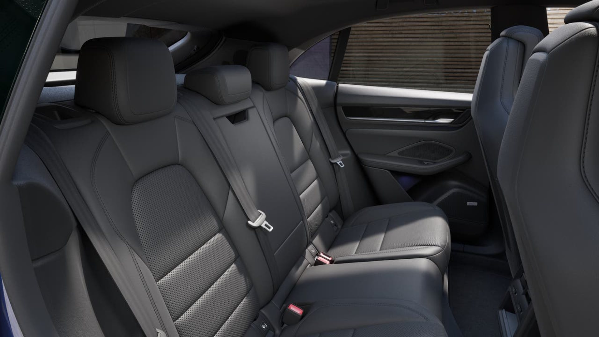 PORSCHE Macan 4S-image-12