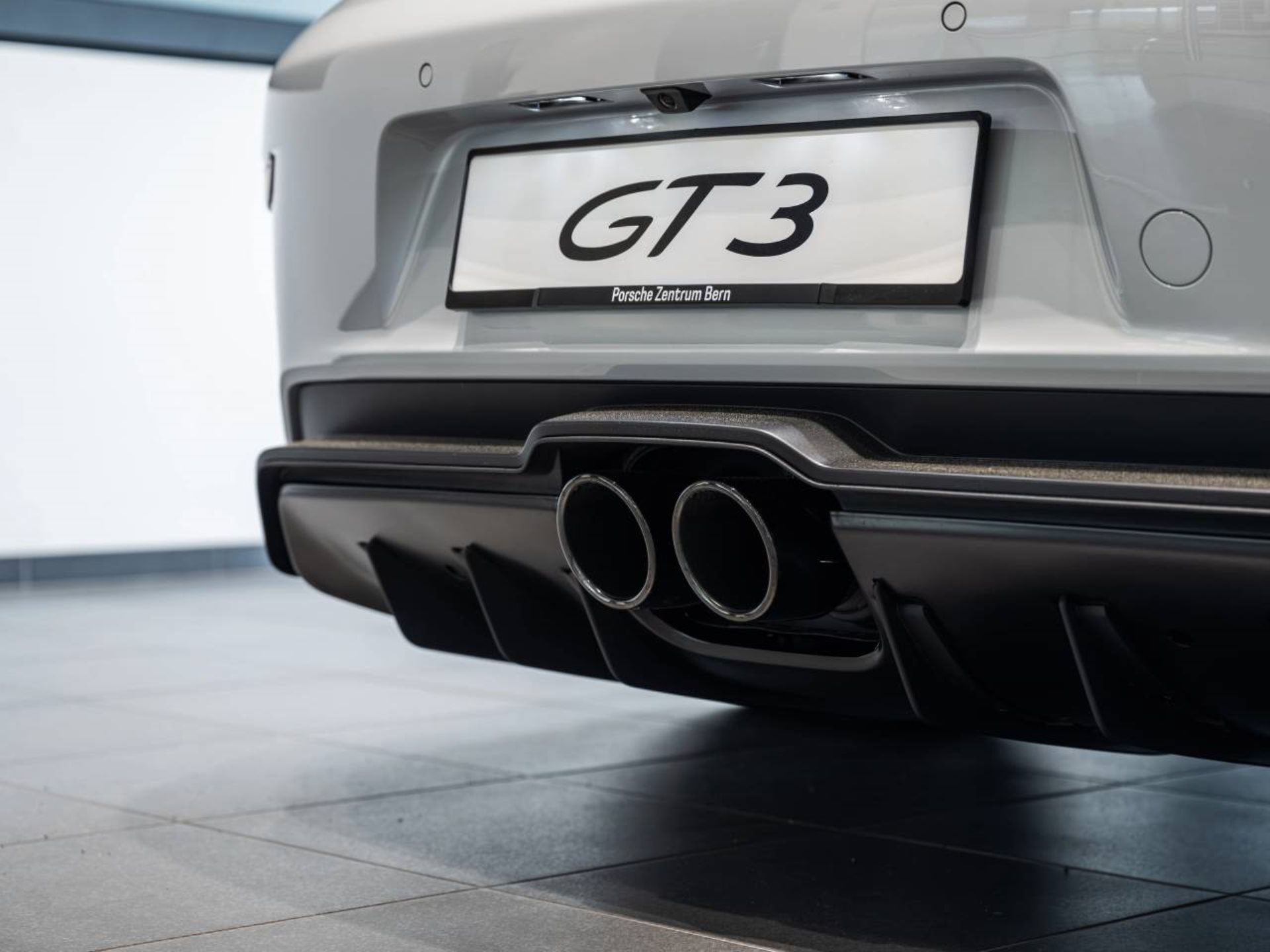 PORSCHE 911 GT3 mit Touring-Paket-image-26