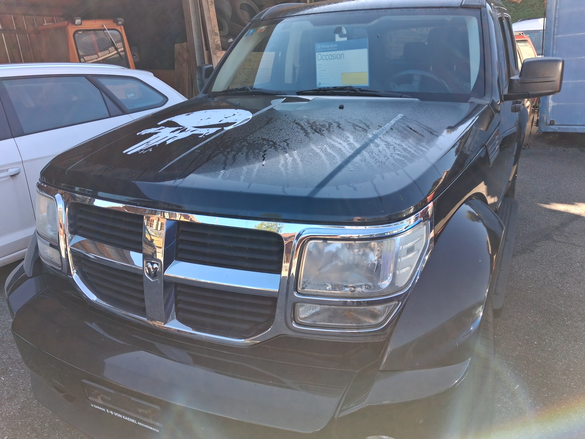 DODGE Nitro 3.7 V6 SXT Automatic-image-1