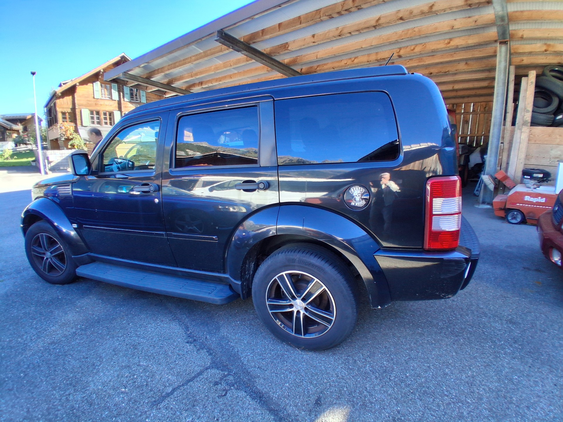 DODGE Nitro 3.7 V6 SXT Automatic-image-2