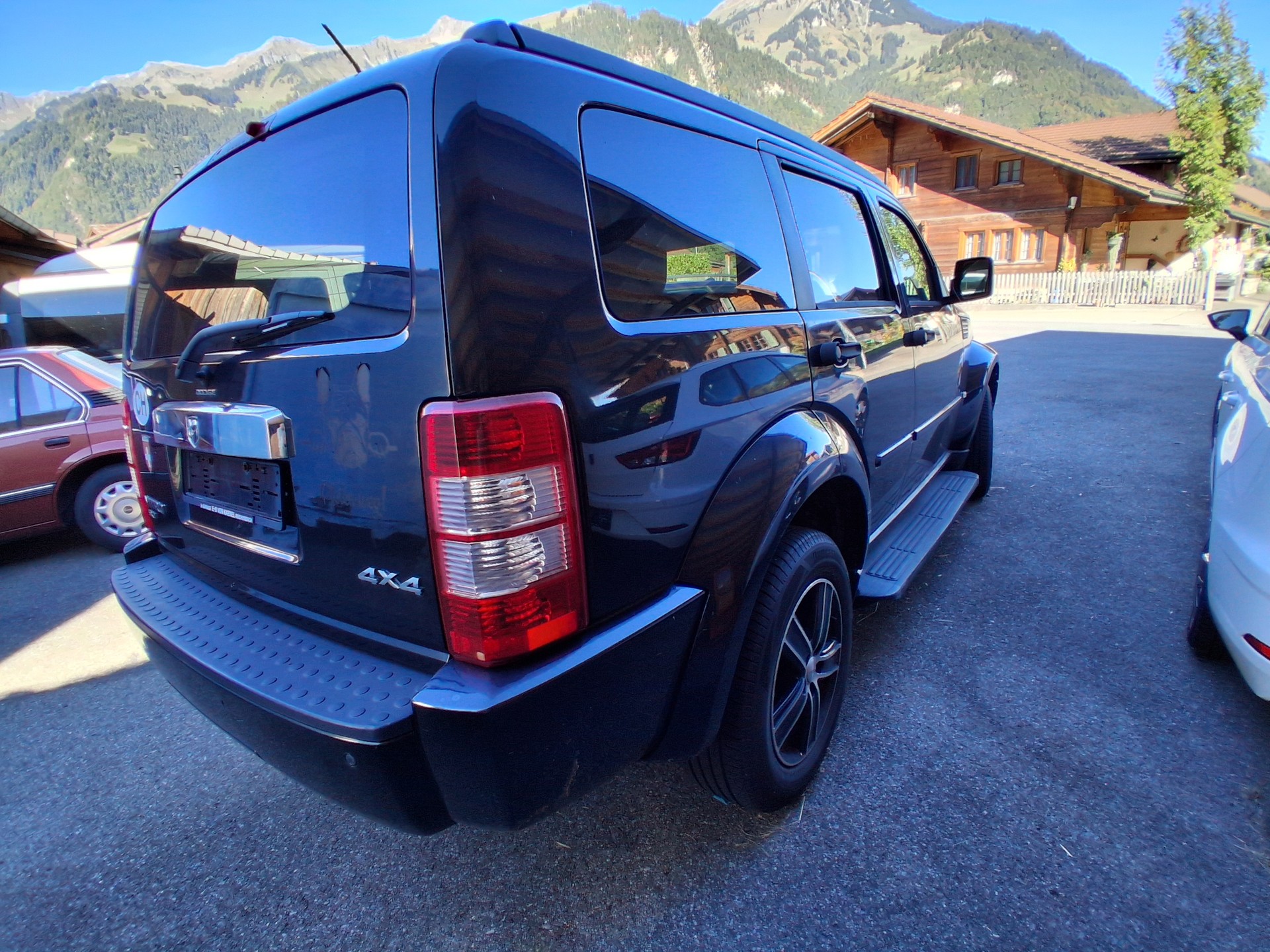 DODGE Nitro 3.7 V6 SXT Automatic-image-3