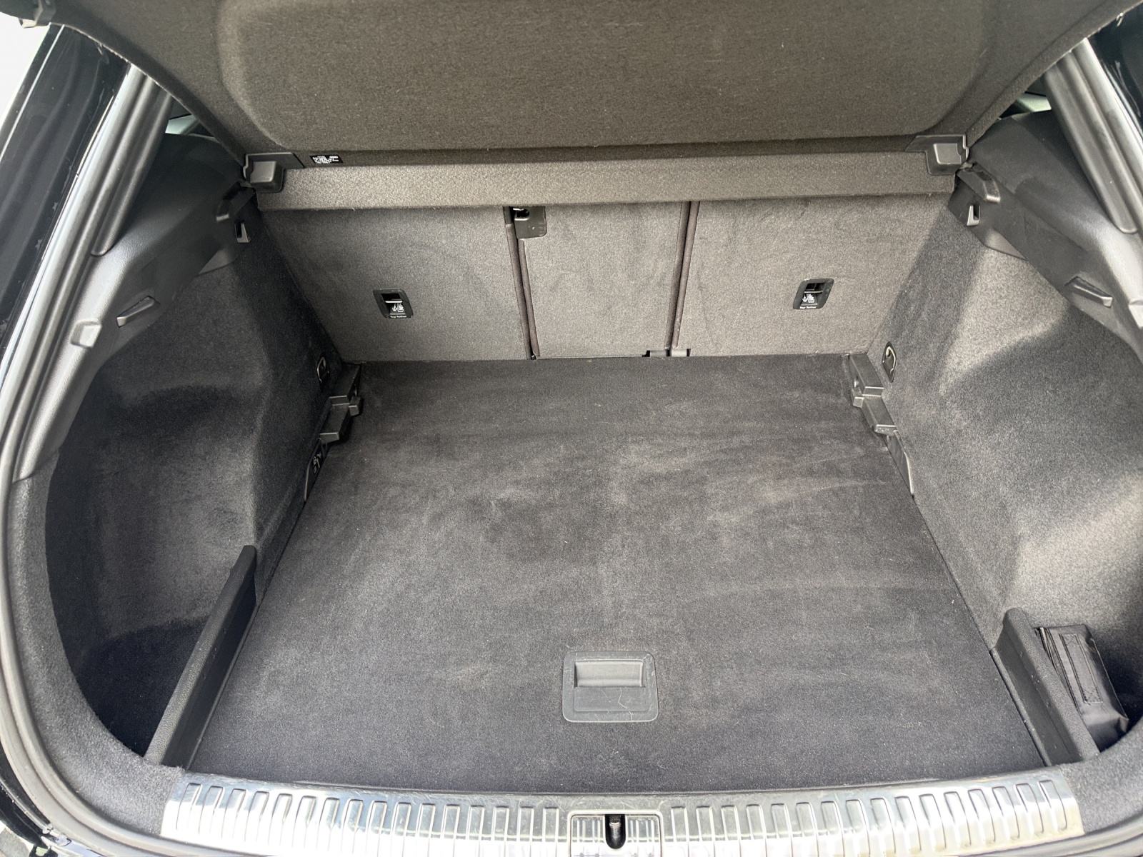 AUDI Q3 Sportback 35 TFSI S line Attraction S-tronic-image-12