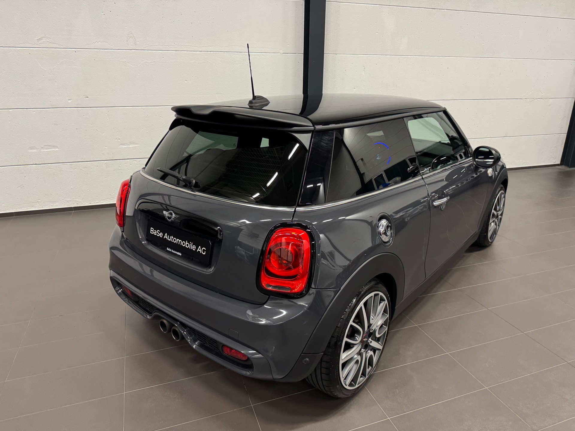 MINI Cooper S Steptronic-image-11