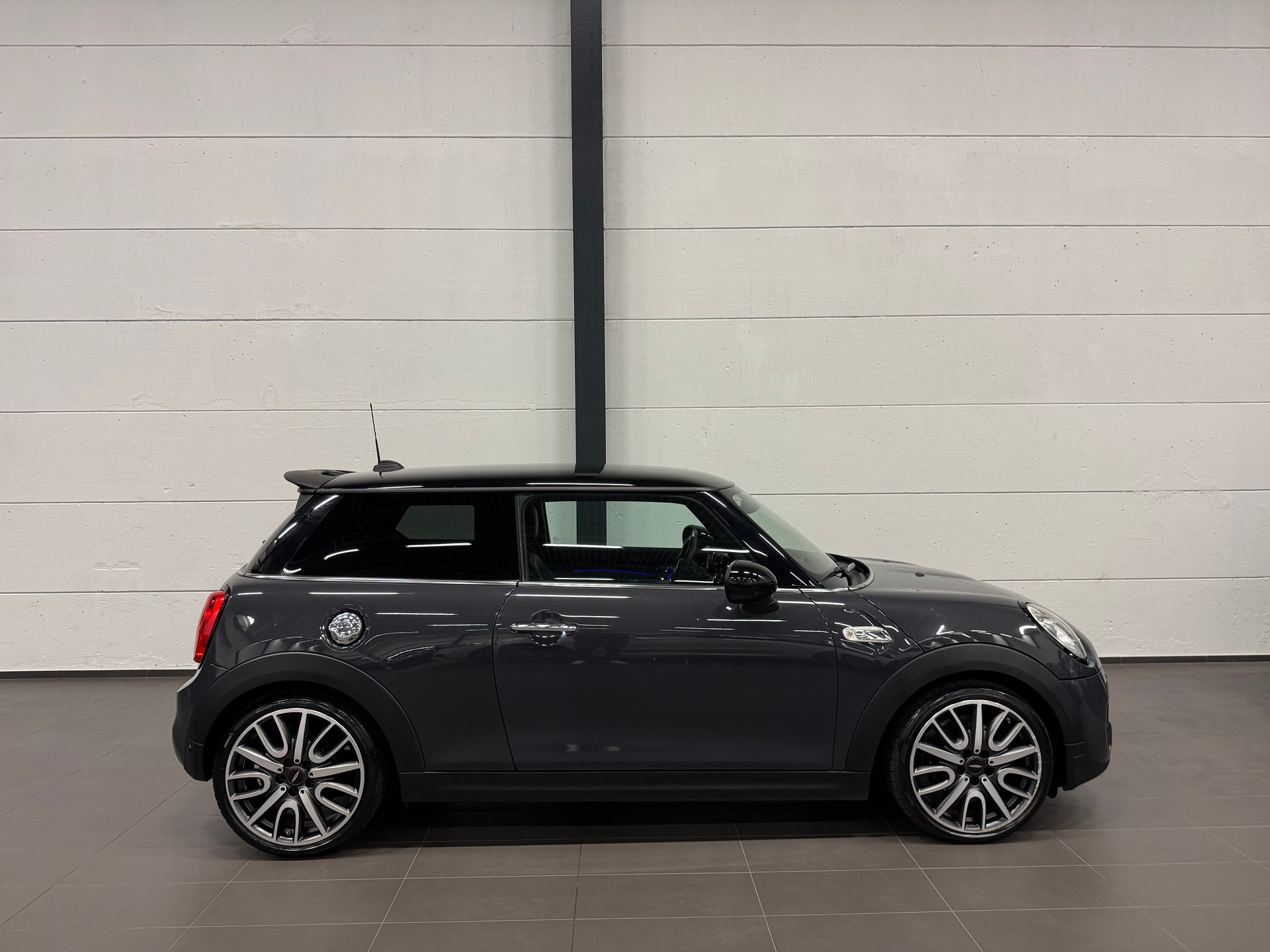 MINI Cooper S Steptronic-image-4