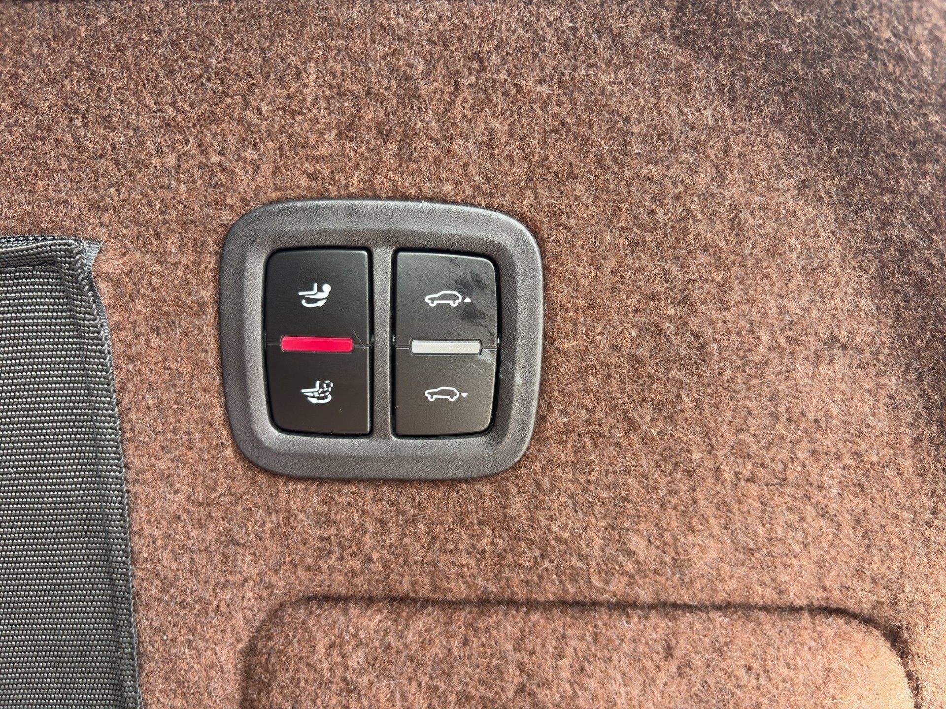 PORSCHE Cayenne E-Hybrid Platinum Edition-image-29