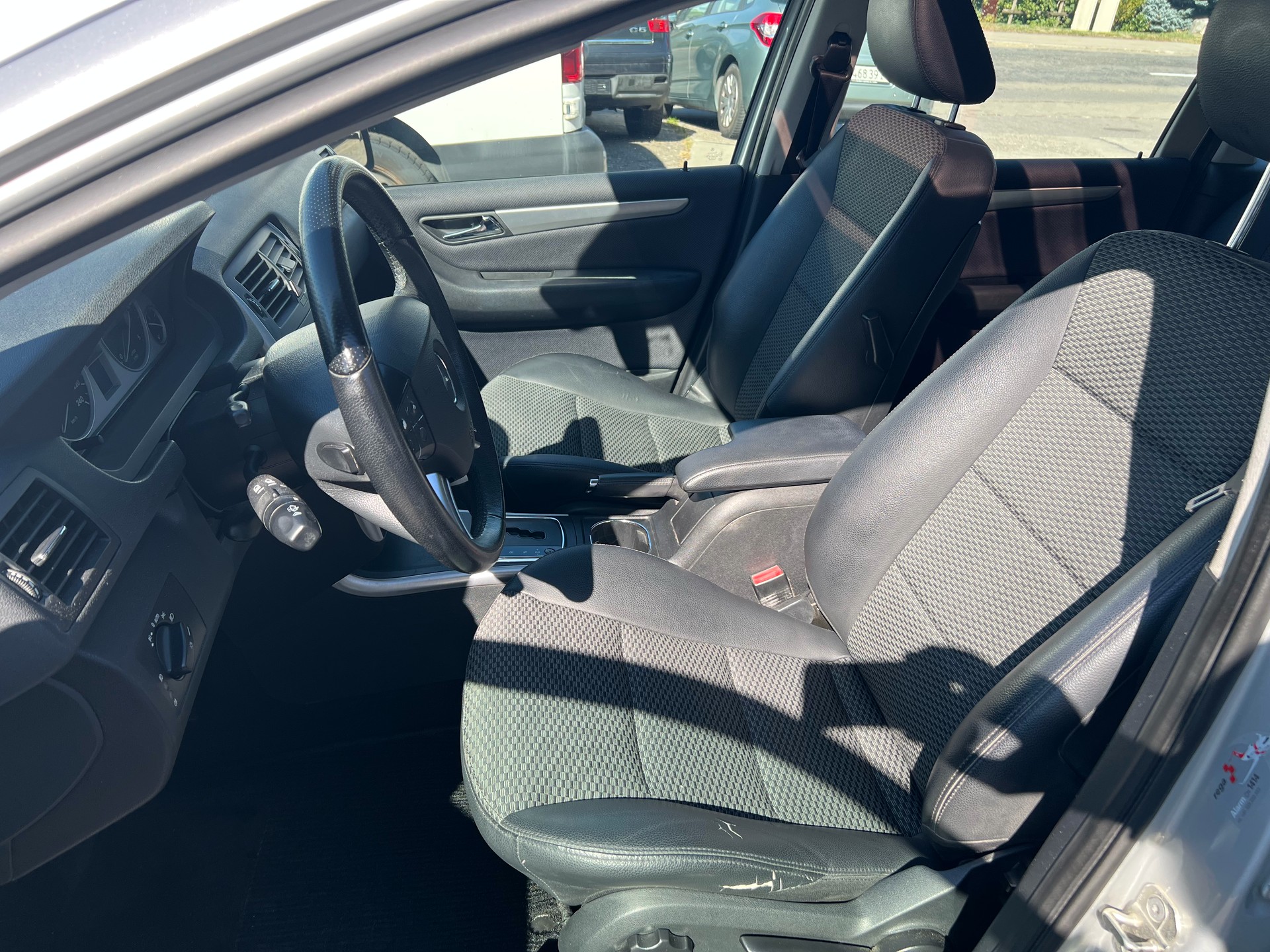 MERCEDES-BENZ B 200 CDI Autotronic-image-8