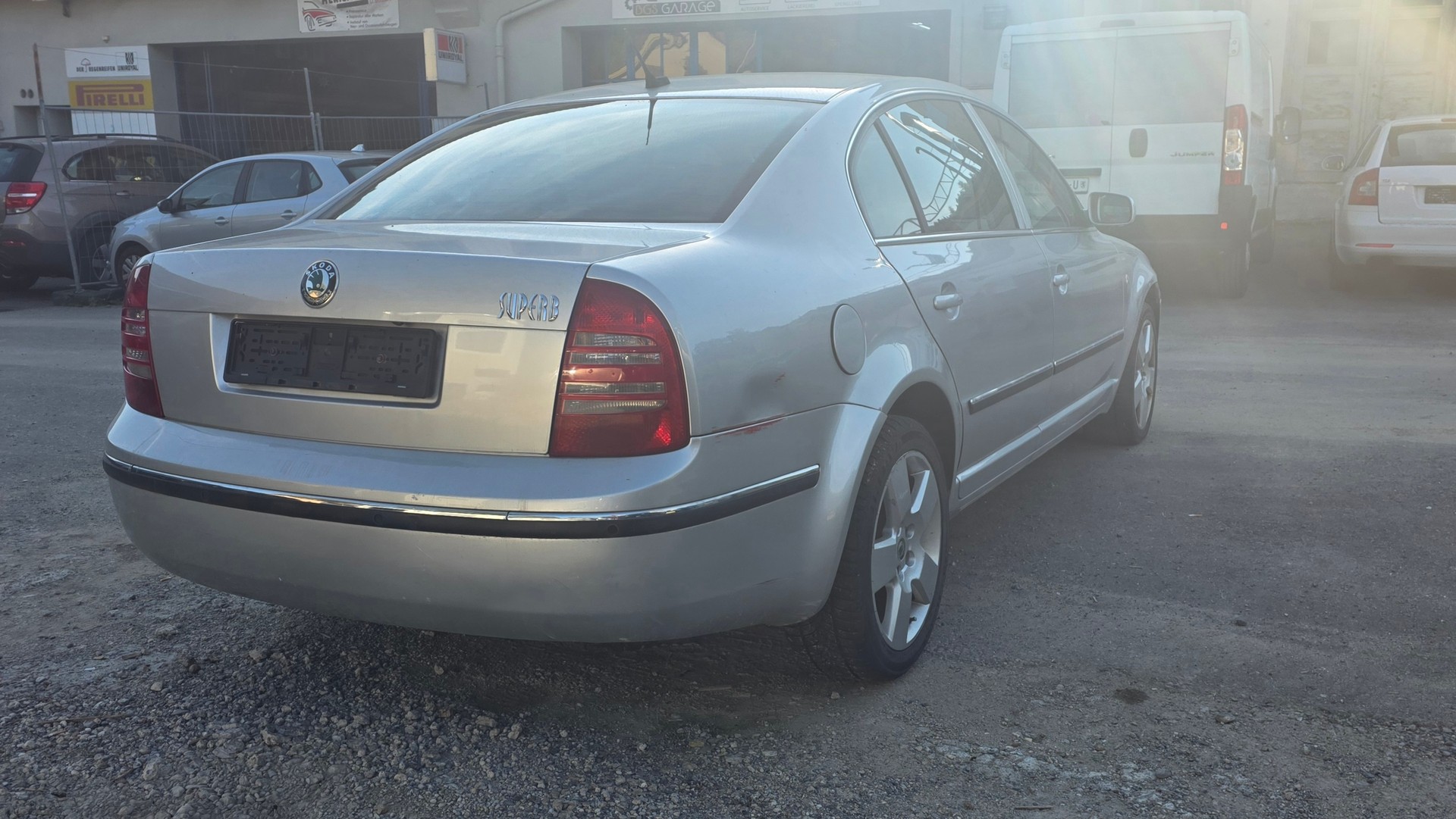 SKODA Superb 2.5 V6 TDi Comfort-image-3