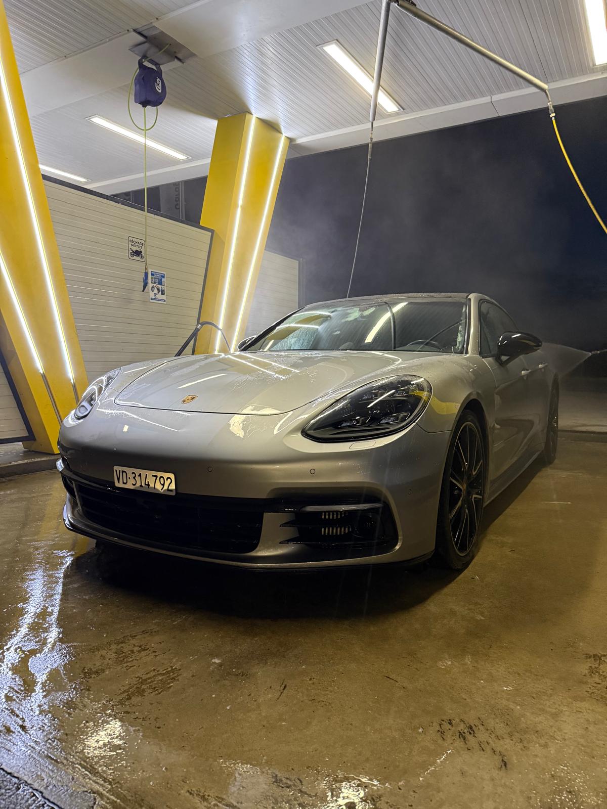 Car photo