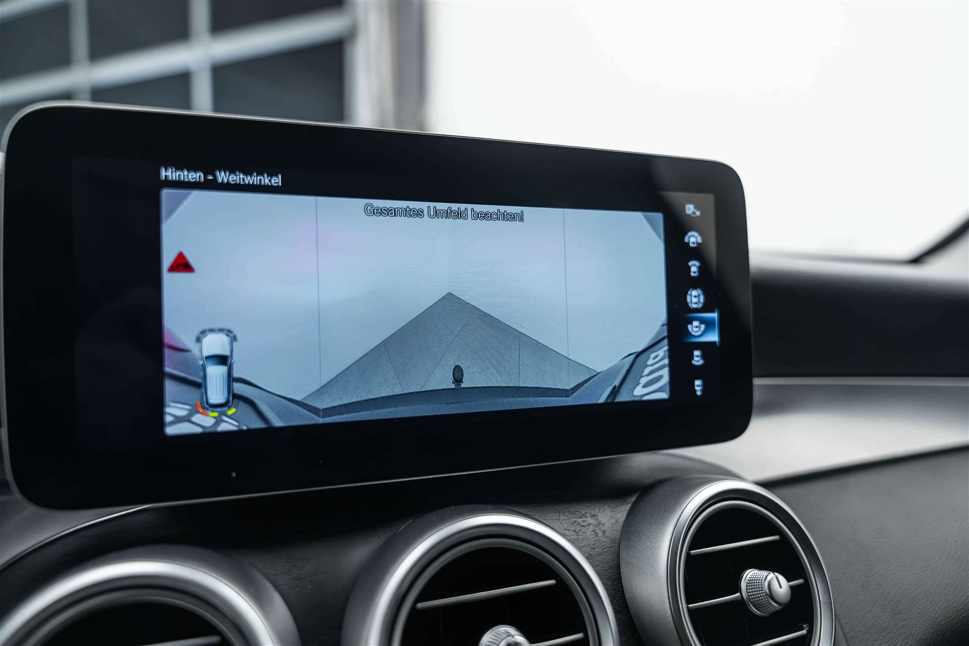 MERCEDES-BENZ GLC 300 4Matic 9G-Tronic Advantage-image-22