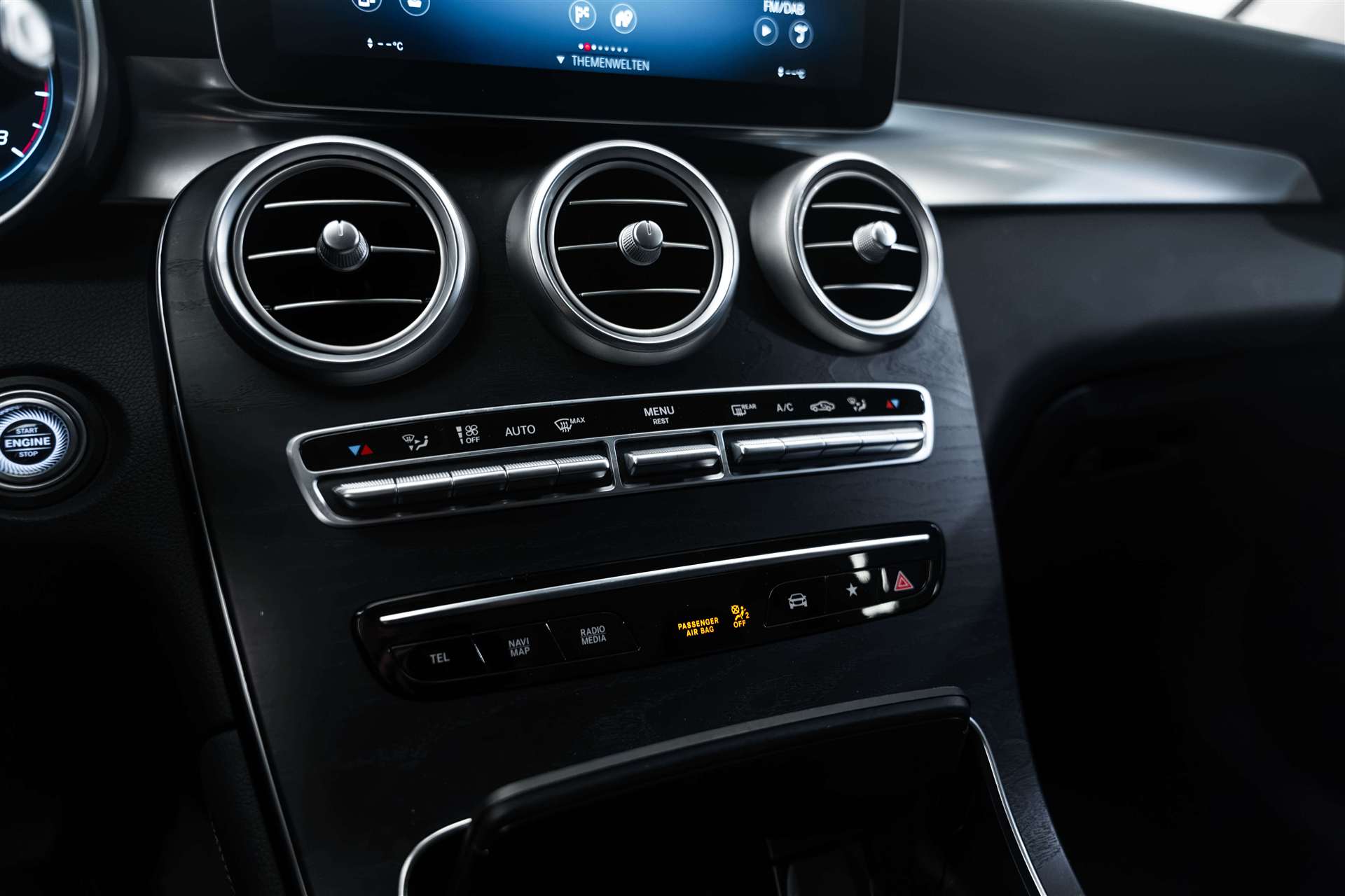 MERCEDES-BENZ GLC 300 4Matic 9G-Tronic Advantage-image-31