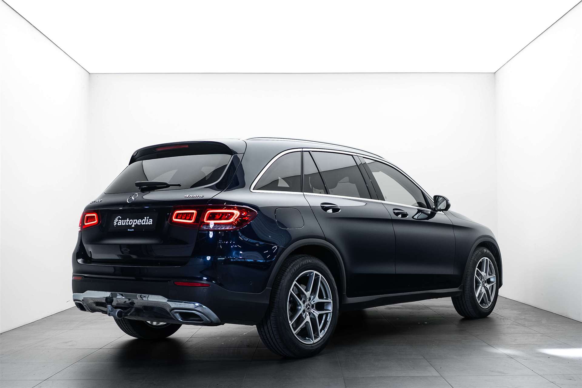 MERCEDES-BENZ GLC 300 4Matic 9G-Tronic Advantage-showroom-element-2