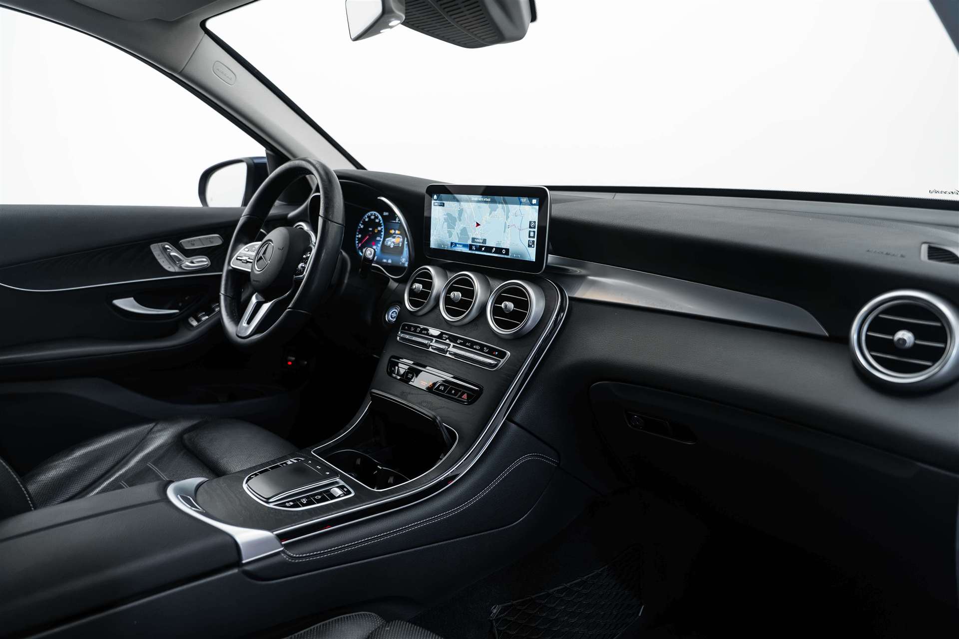 MERCEDES-BENZ GLC 300 4Matic 9G-Tronic Advantage-image-13