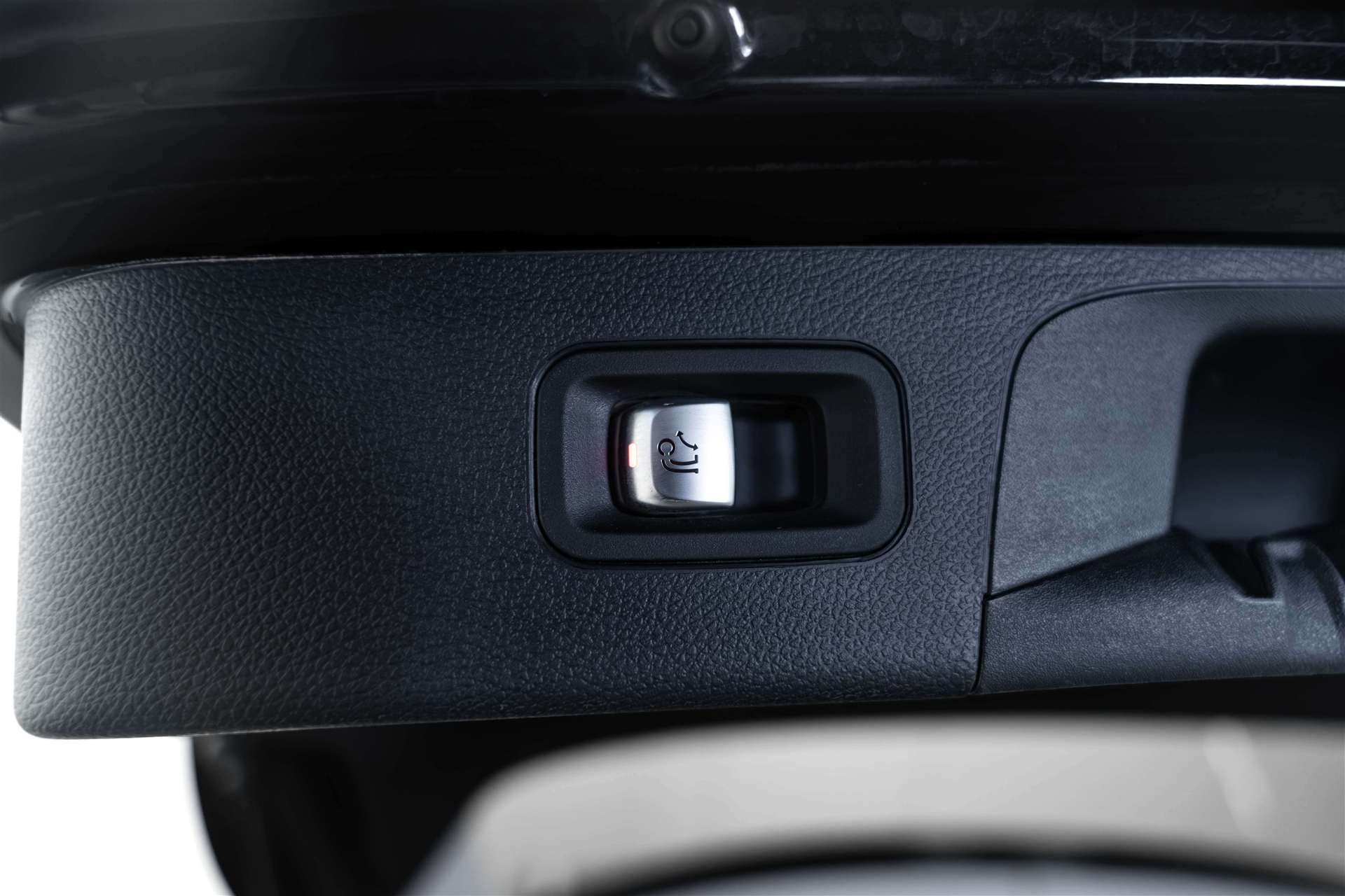 MERCEDES-BENZ GLC 300 4Matic 9G-Tronic Advantage-image-7