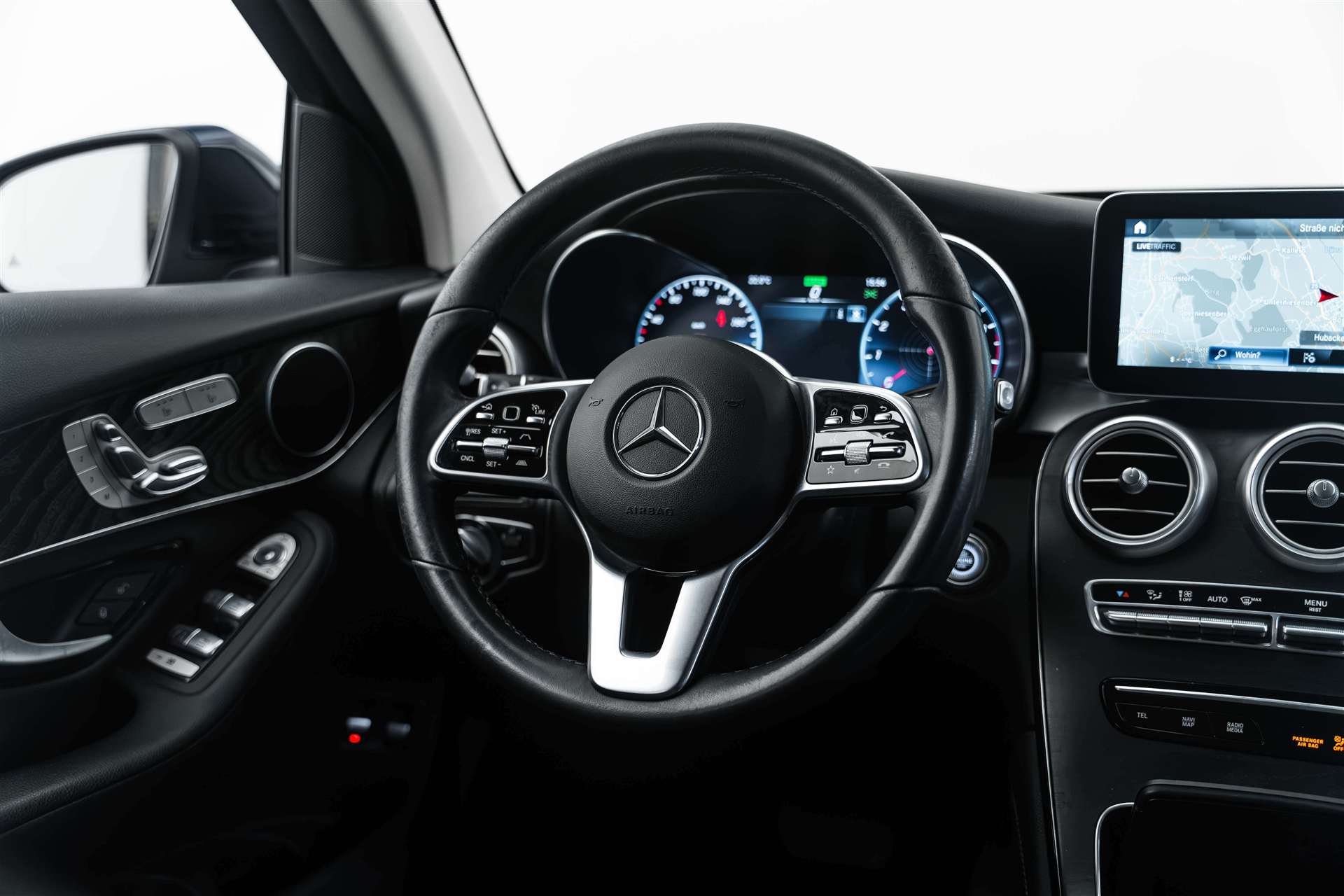 MERCEDES-BENZ GLC 300 4Matic 9G-Tronic Advantage-image-12