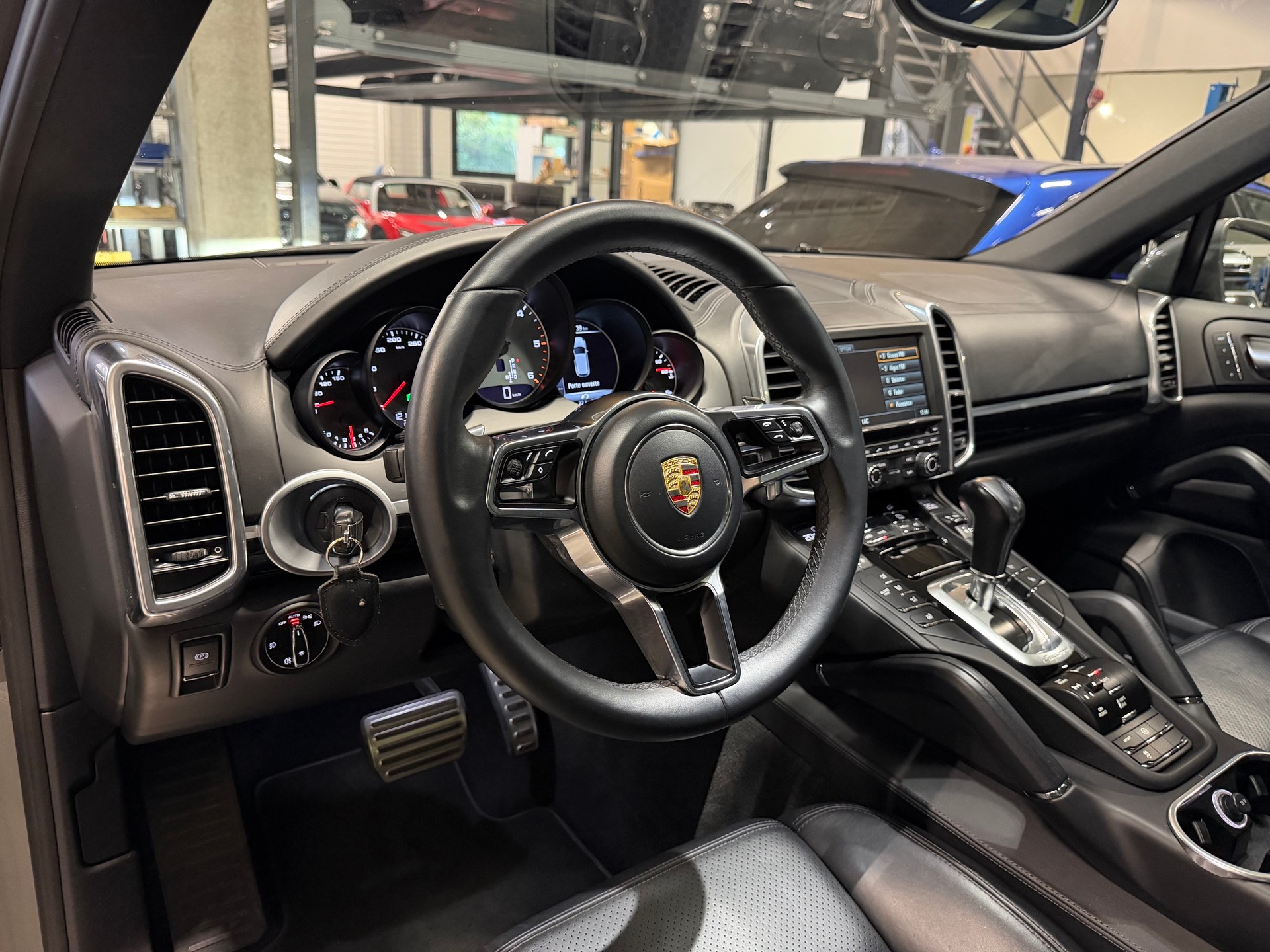 PORSCHE Cayenne S Diesel-image-5